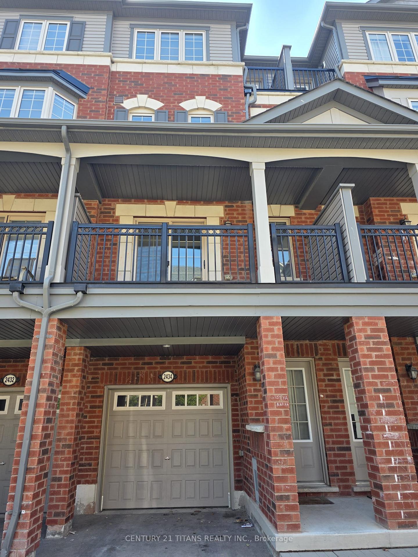 Photo 2 of 2434 Rosedrop Path, Oshawa, Windfields — HOMEH