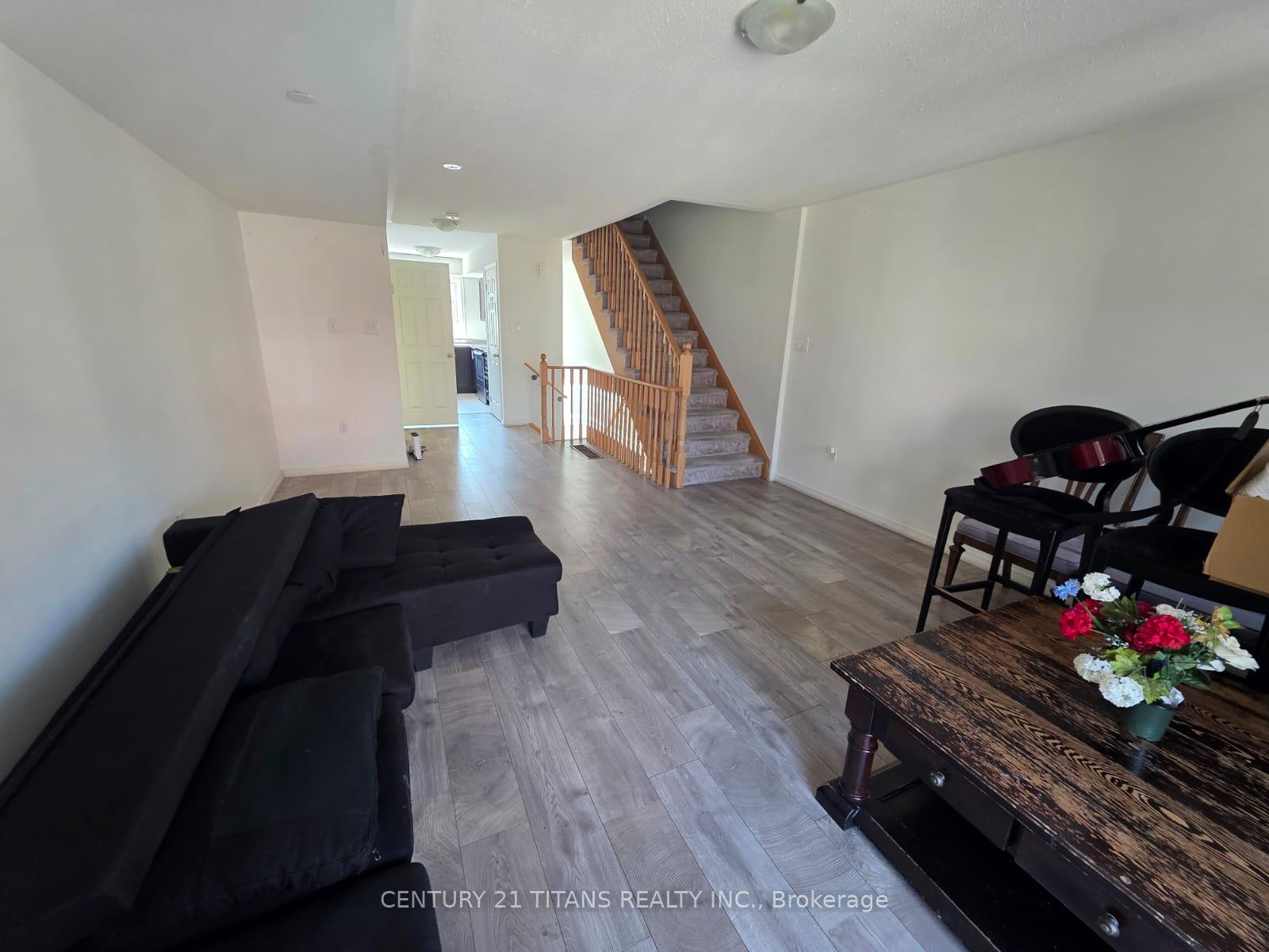 Photo 5 of 2434 Rosedrop Path, Oshawa, Windfields — HOMEH
