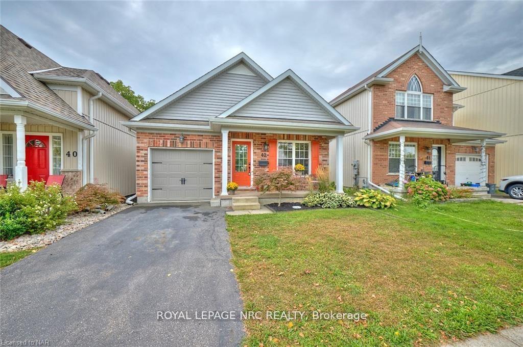 Photo 1 of 42 Chicory Crescent, St. Catharines, Haig — HOMEH