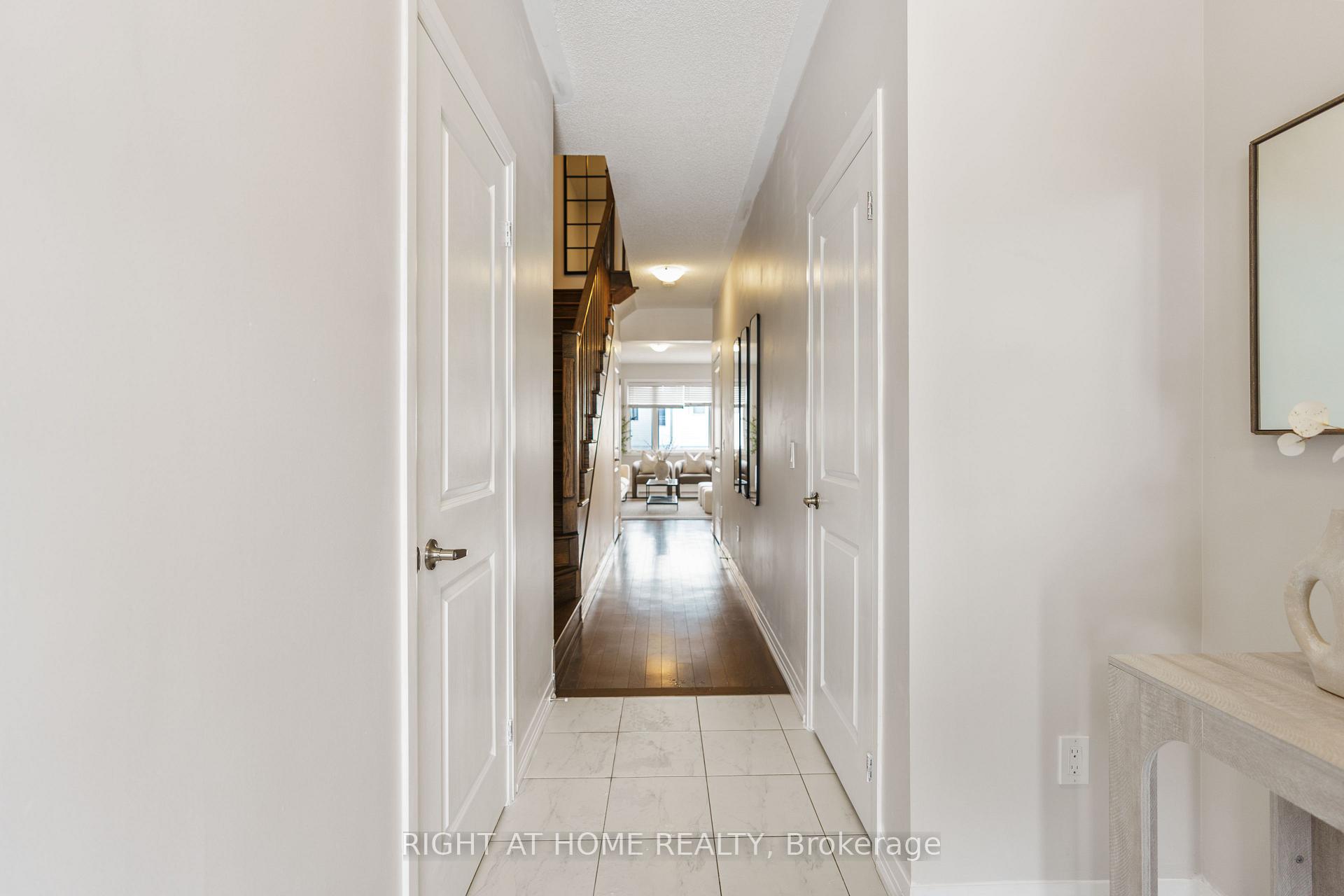 Photo 4 of 221 Provident Way, Hamilton, Mount Hope — HOMEH