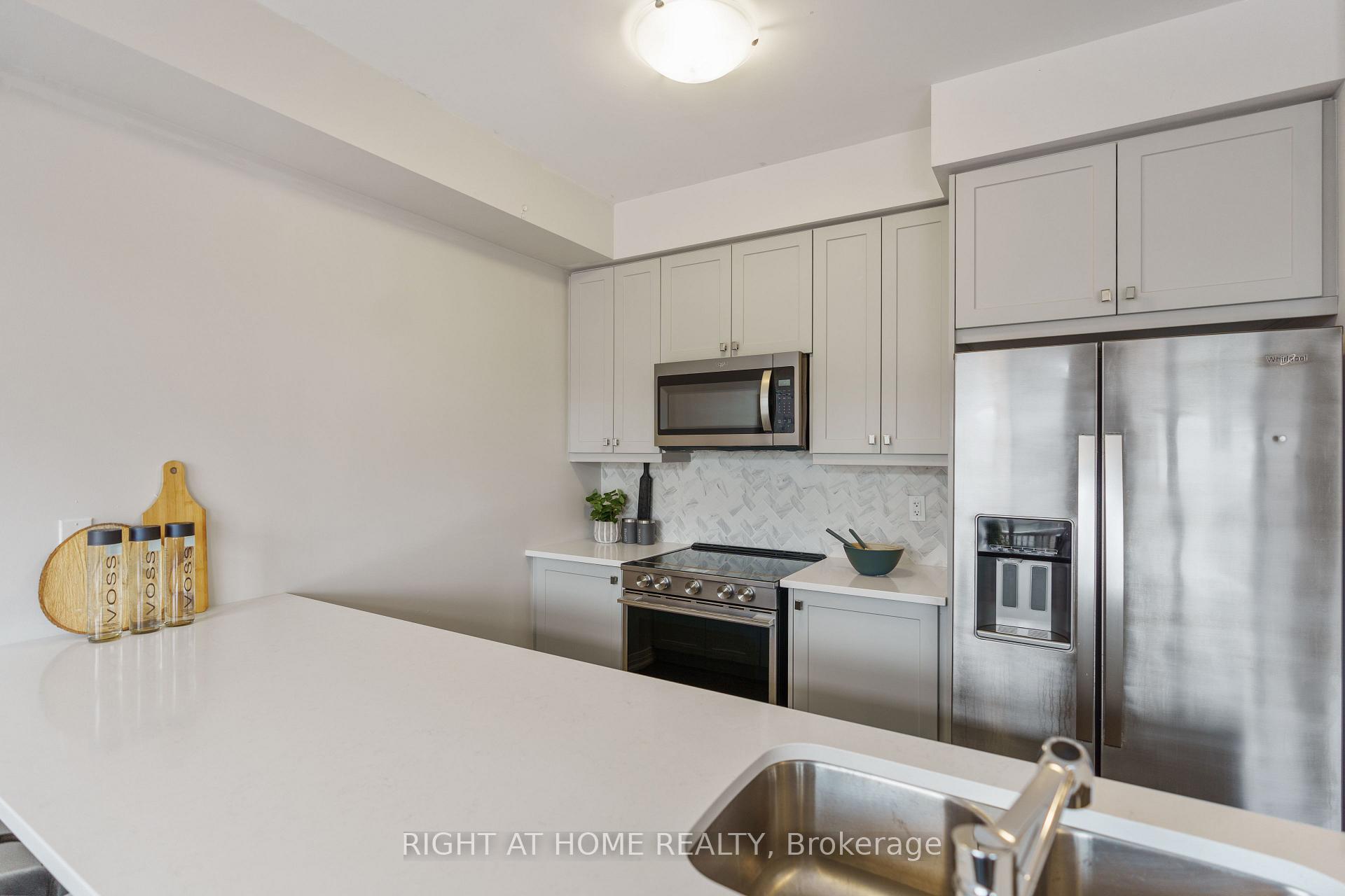 Photo 11 of 221 Provident Way, Hamilton, Mount Hope — HOMEH
