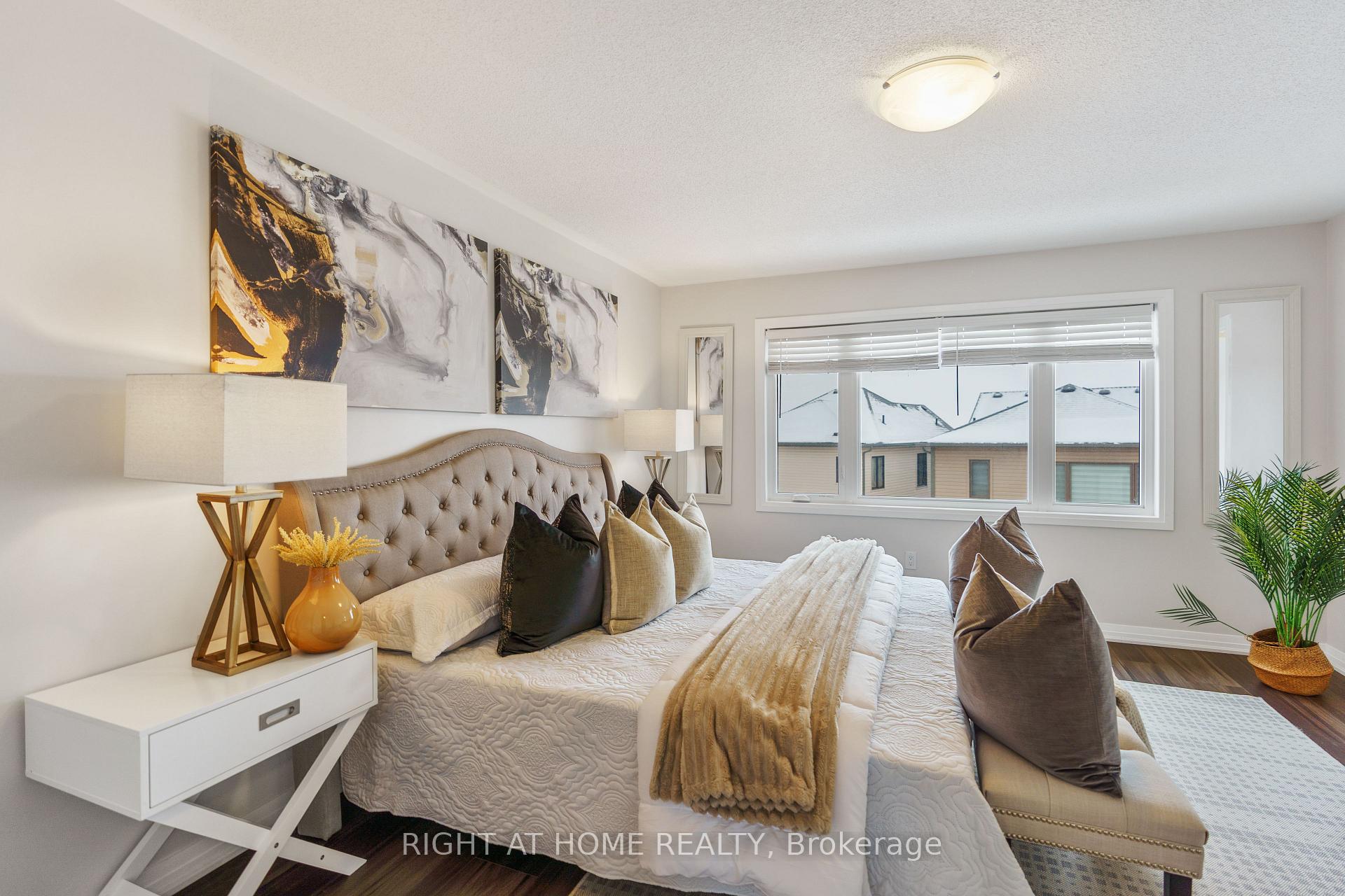 Photo 15 of 221 Provident Way, Hamilton, Mount Hope — HOMEH