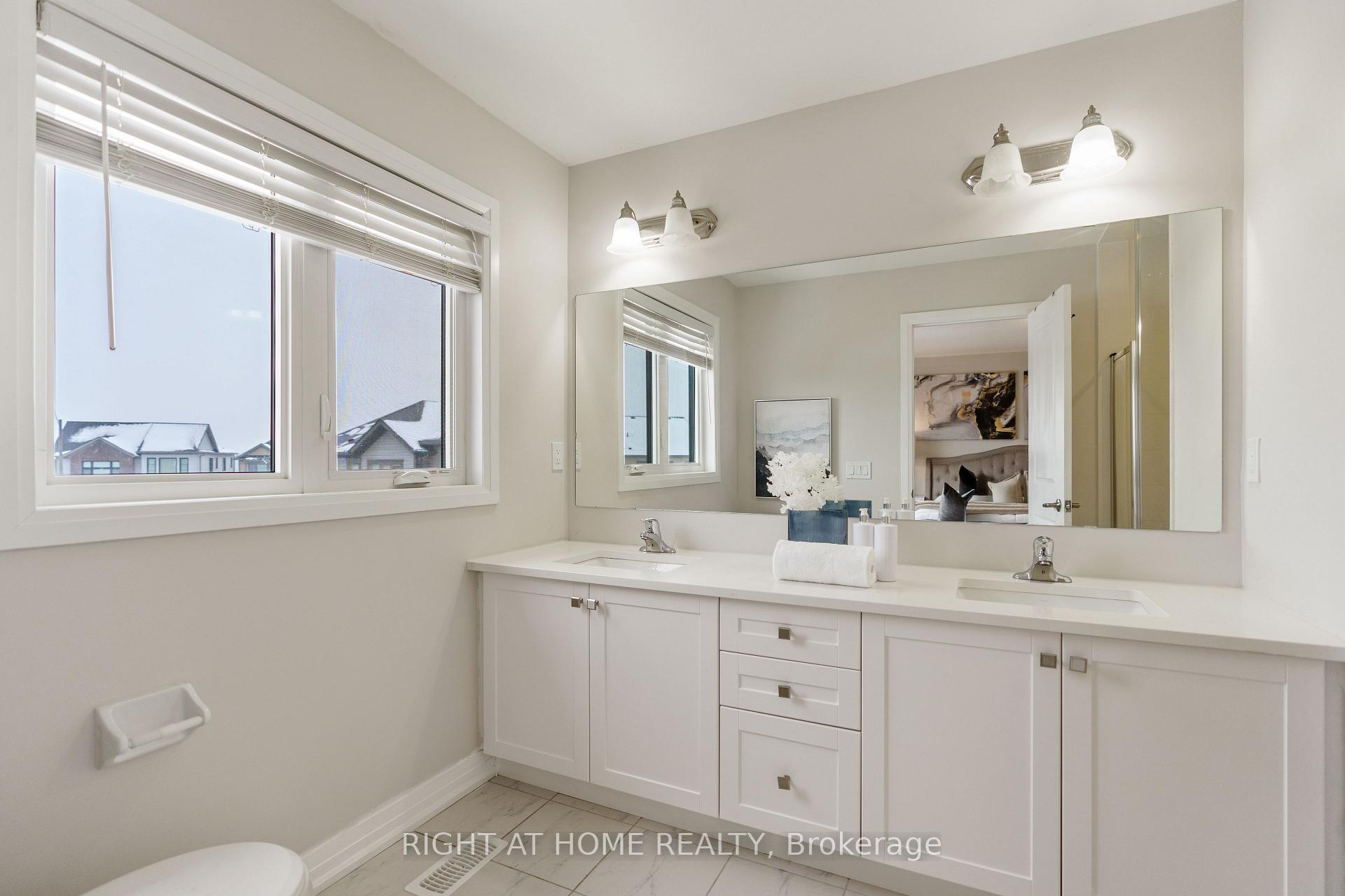 Photo 19 of 221 Provident Way, Hamilton, Mount Hope — HOMEH