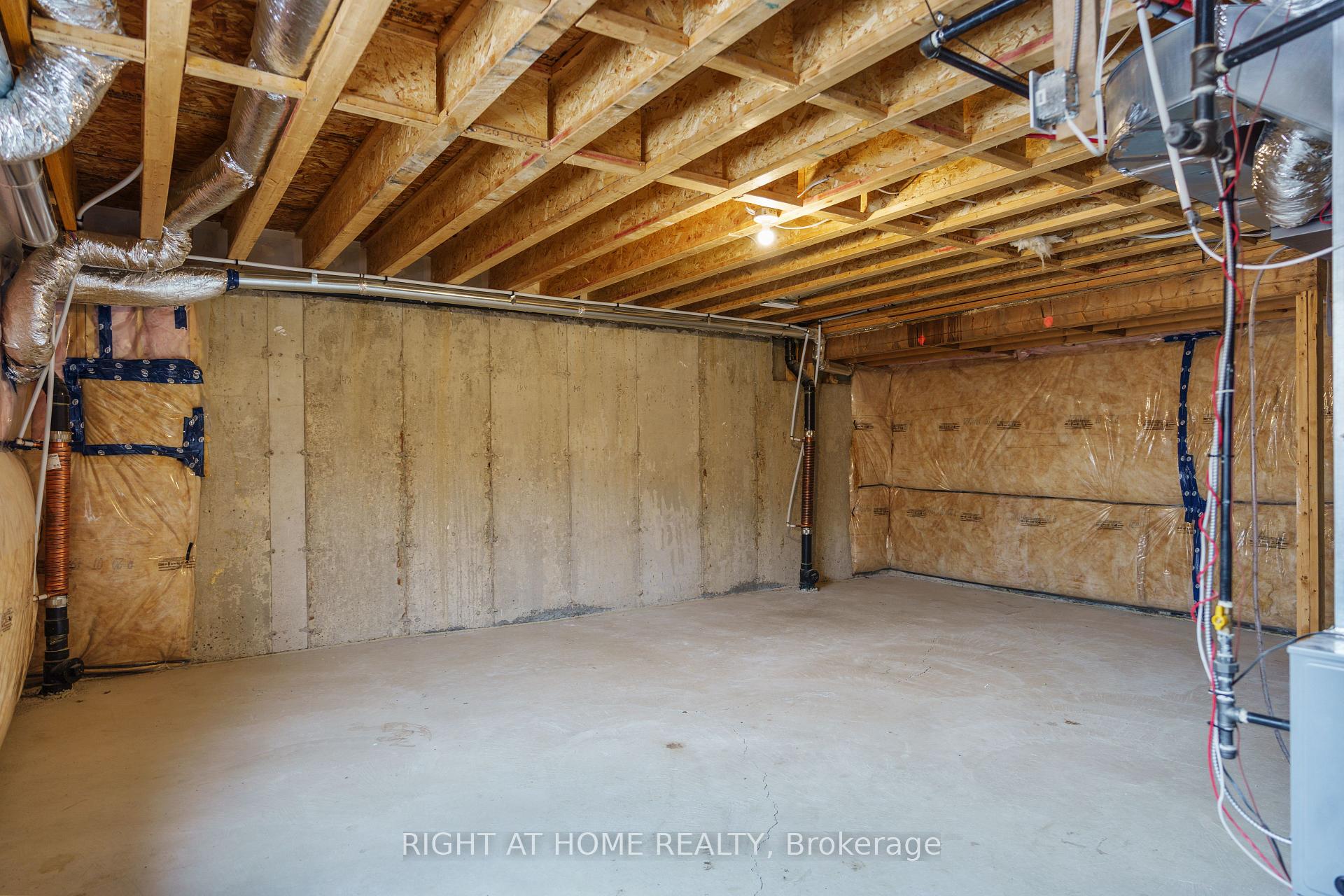 Photo 29 of 221 Provident Way, Hamilton, Mount Hope — HOMEH