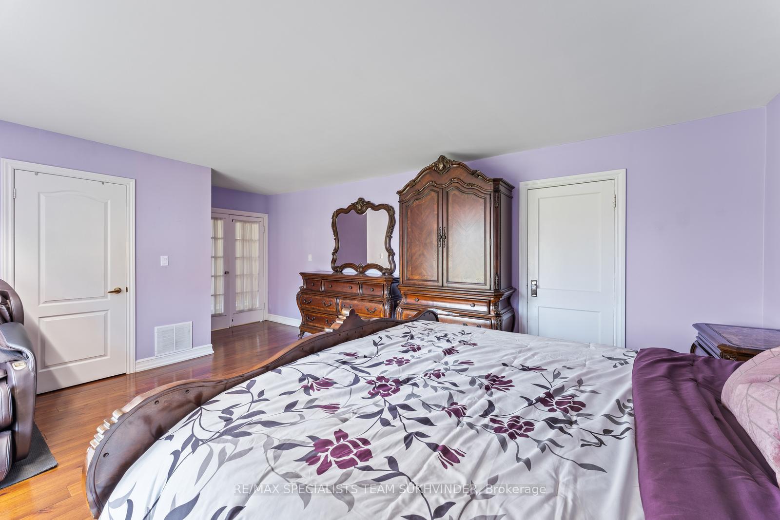 Photo 16 of 10604 Mcvean Drive, Brampton, Toronto Gore Rural Estate — HOMEH