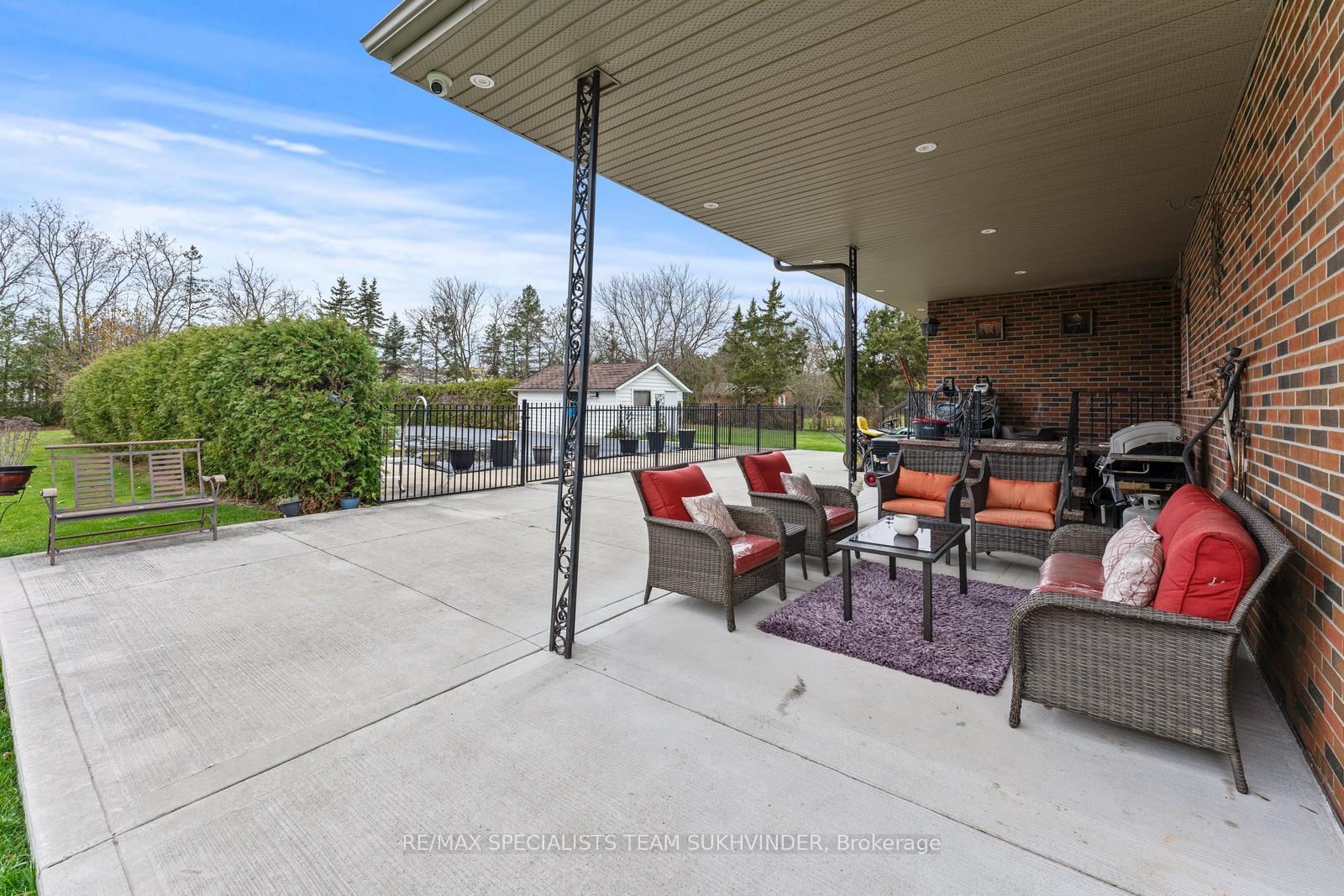 Photo 33 of 10604 Mcvean Drive, Brampton, Toronto Gore Rural Estate — HOMEH