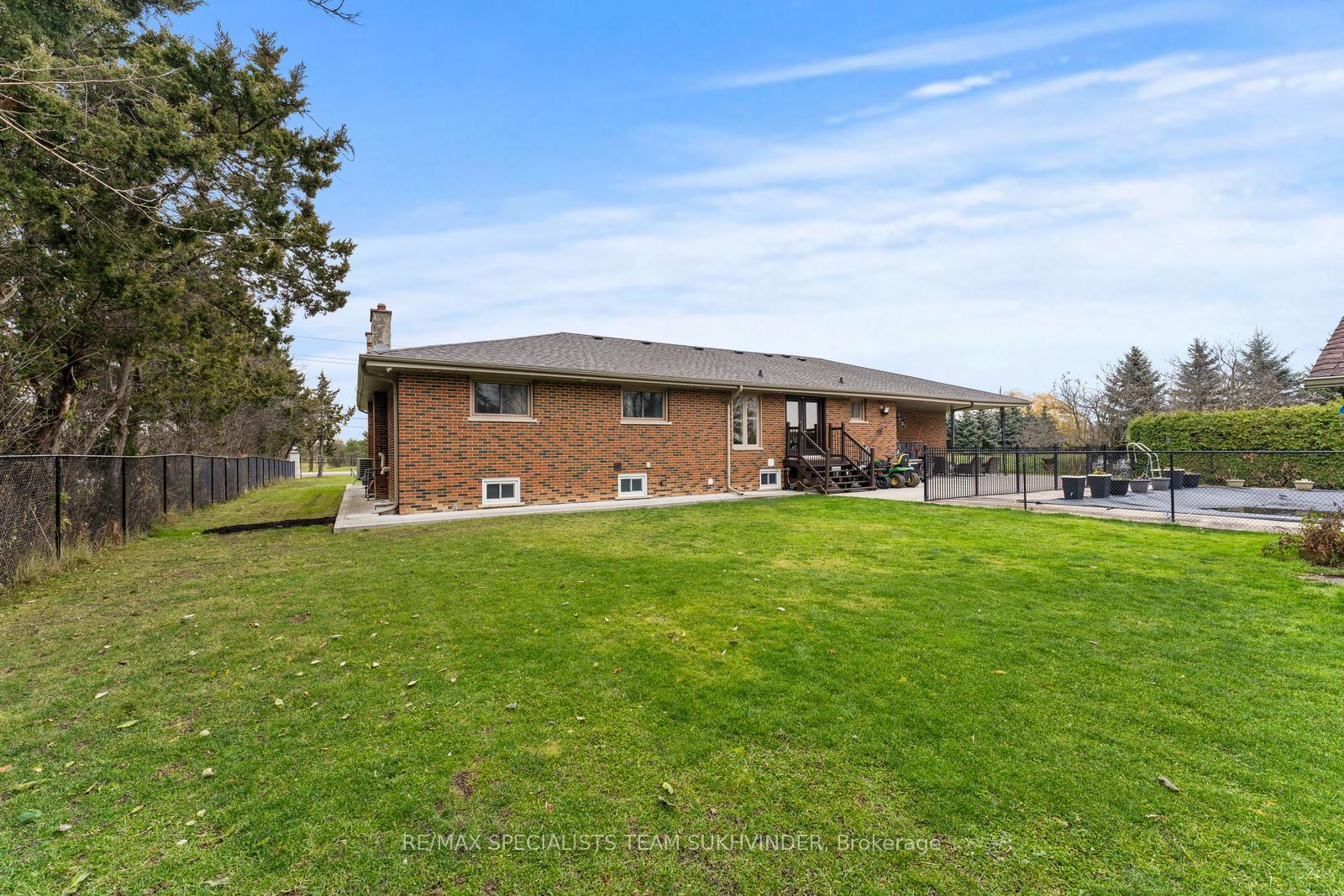 Photo 37 of 10604 Mcvean Drive, Brampton, Toronto Gore Rural Estate — HOMEH