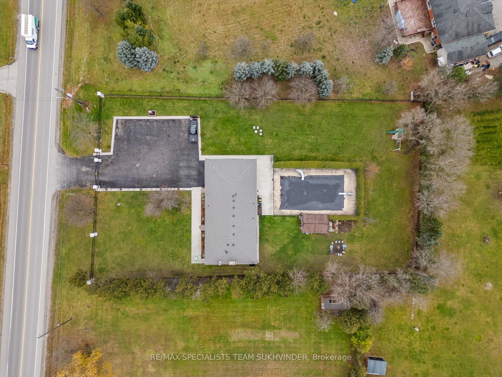 Photo 39 of 10604 Mcvean Drive, Brampton, Toronto Gore Rural Estate — HOMEH