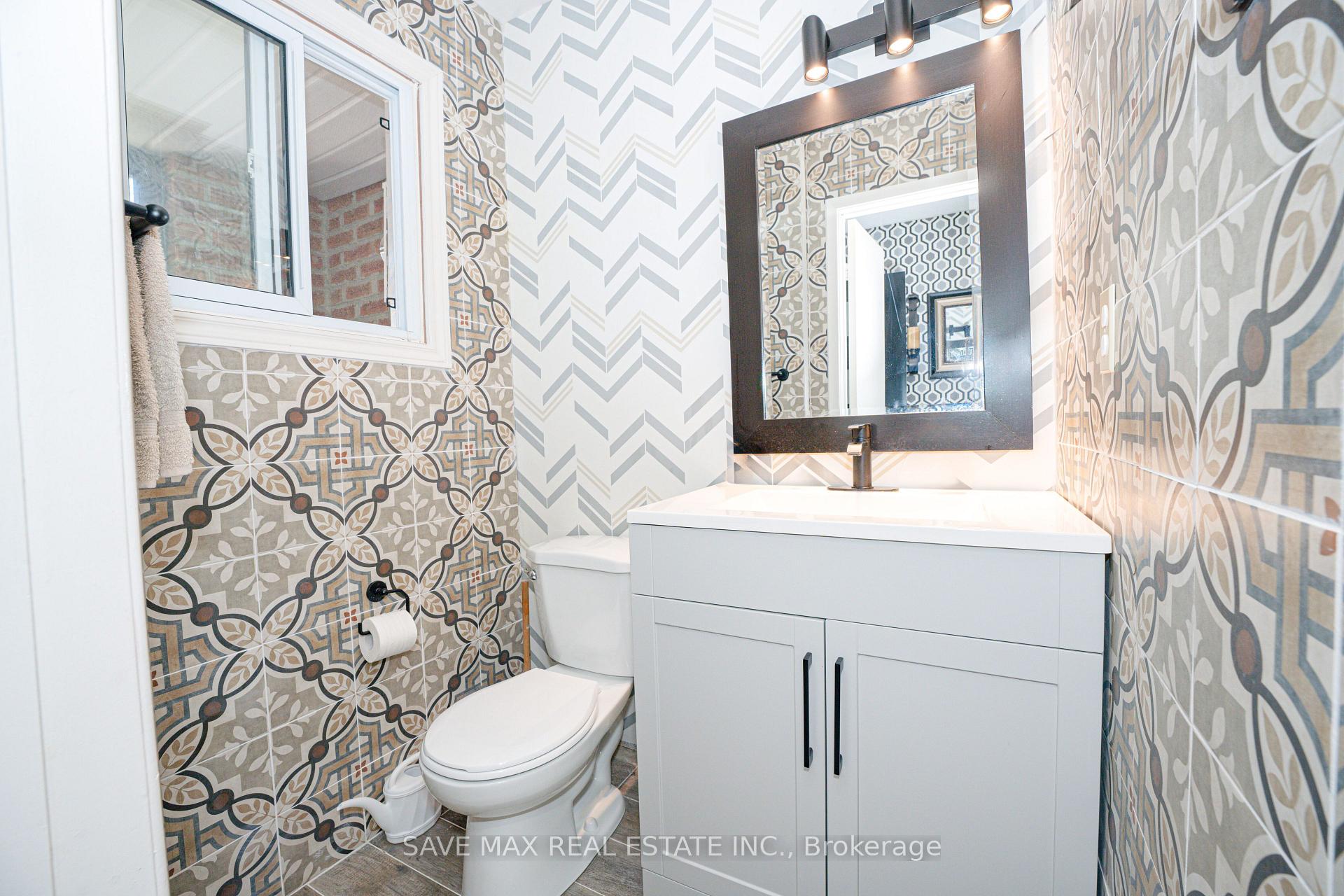 Photo 13 of 26 Gilmore Drive N, Brampton, Madoc — HOMEH