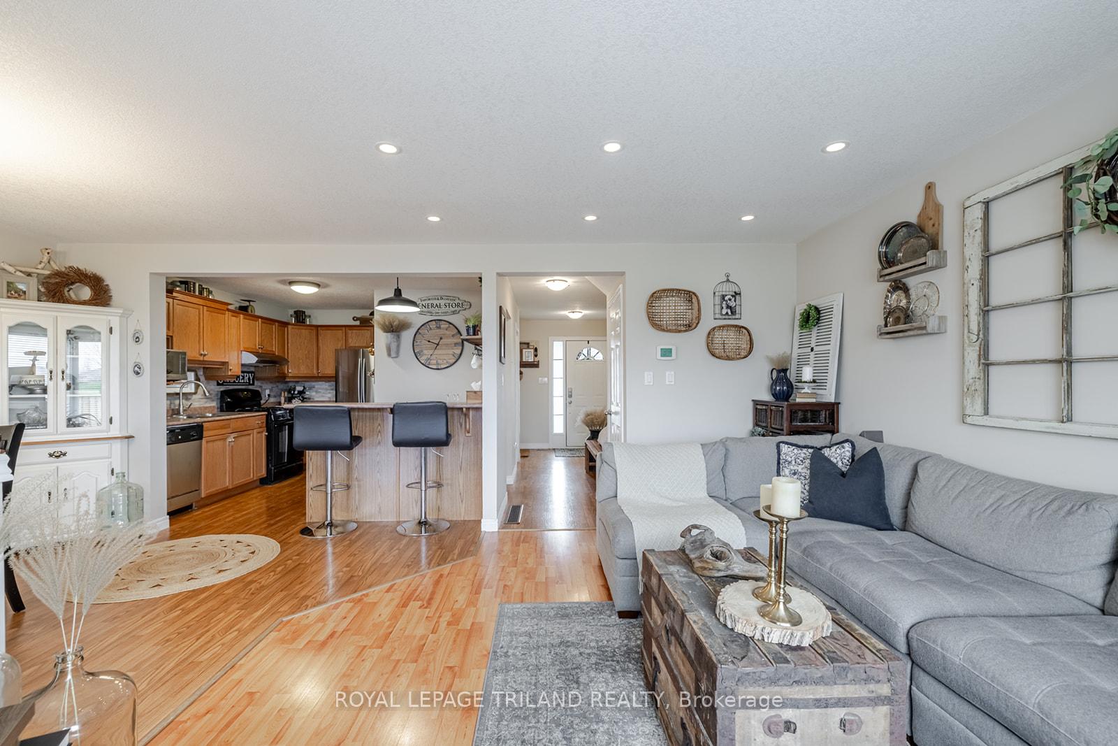 Photo 10 of 609 Highview Drive, St. Thomas — HOMEH