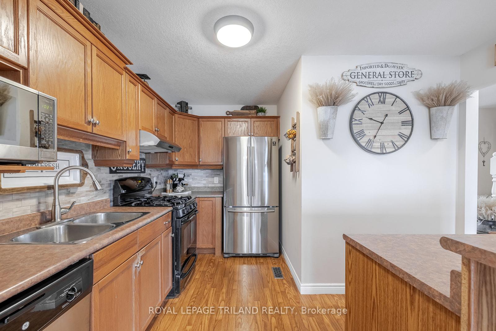 Photo 13 of 609 Highview Drive, St. Thomas — HOMEH