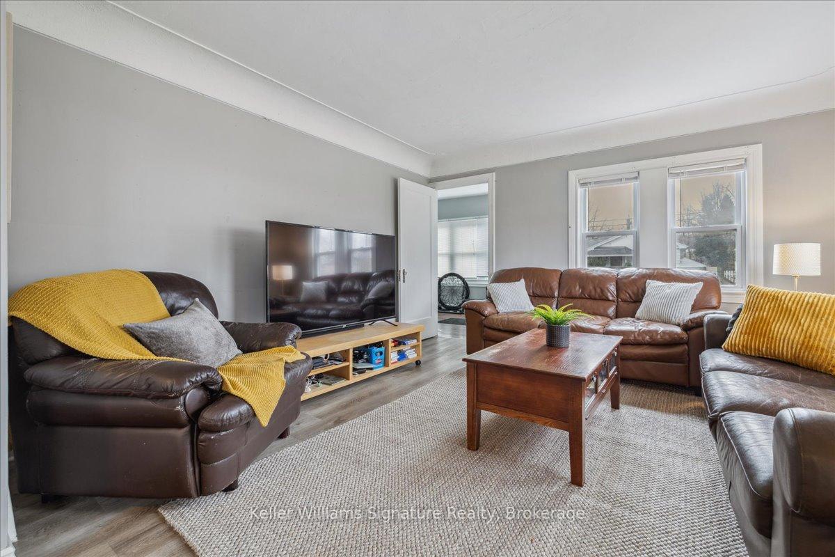Photo 10 of 94 Glenmount Avenue, Hamilton, Ainslie Wood — HOMEH