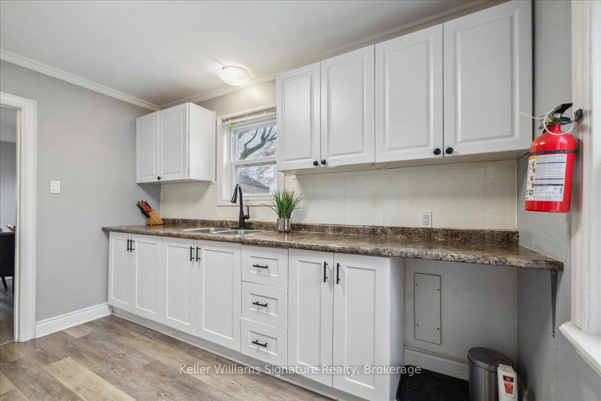 Photo 15 of 94 Glenmount Avenue, Hamilton, Ainslie Wood — HOMEH