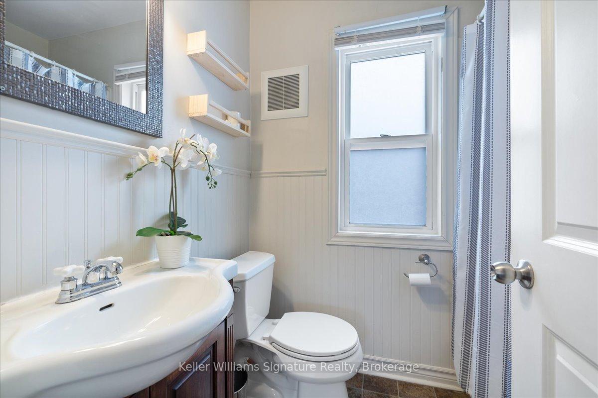 Photo 17 of 94 Glenmount Avenue, Hamilton, Ainslie Wood — HOMEH