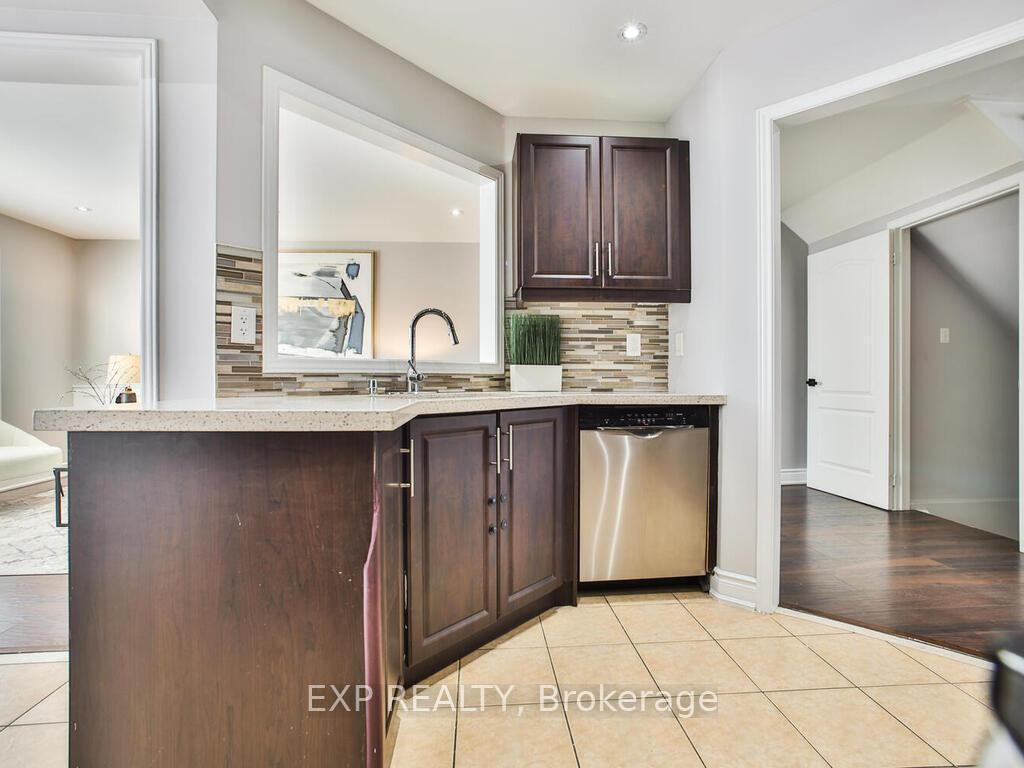 Photo 11 of 21 Soapstone Trail, Brampton, Sandringham-Wellington — HOMEH