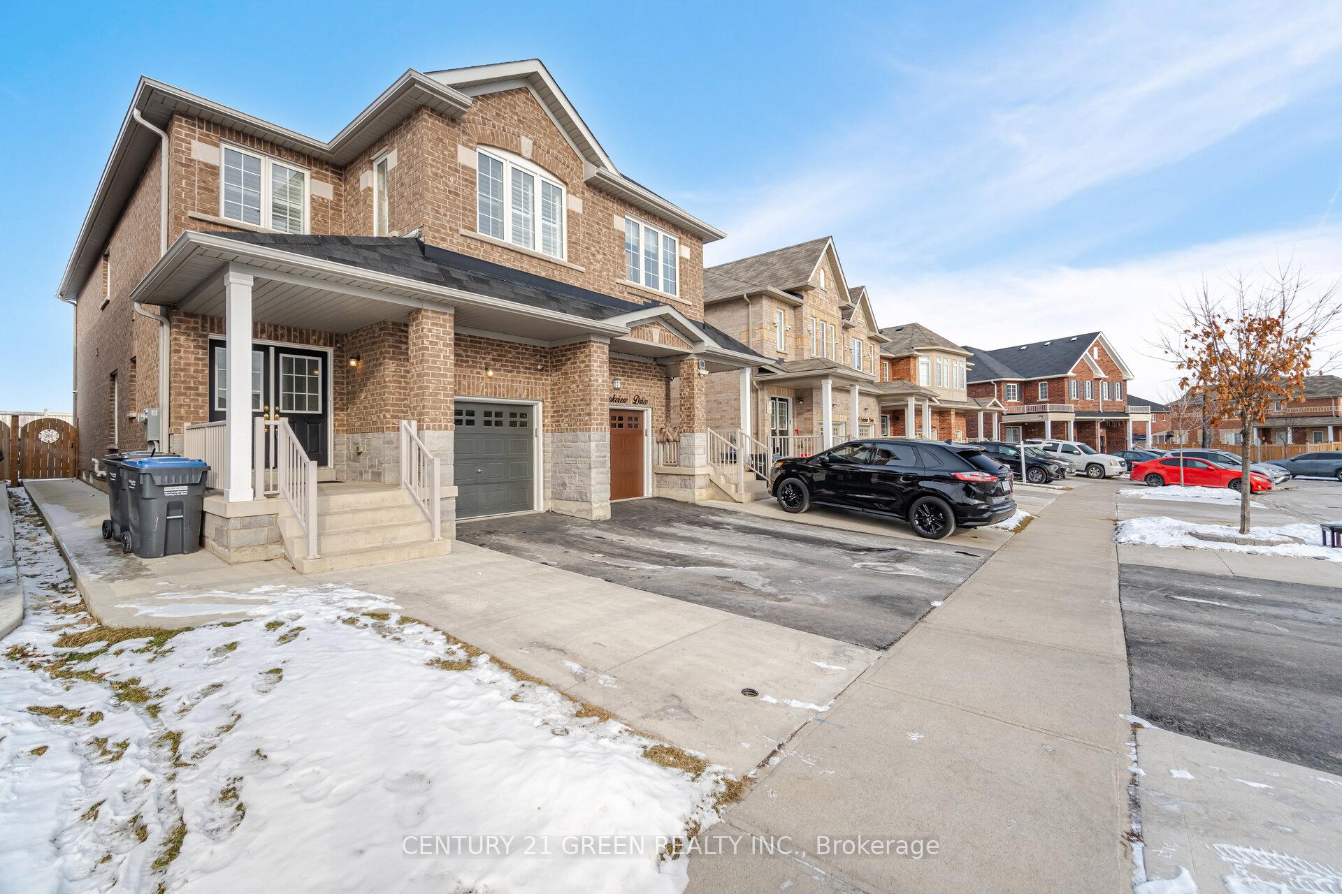 Photo 2 of 120 Cookview Drive, Brampton, Sandringham-Wellington — HOMEH