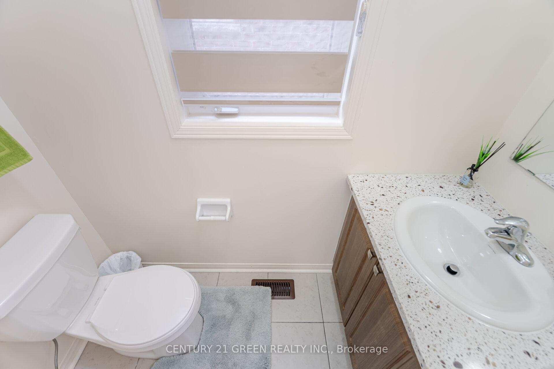Photo 17 of 120 Cookview Drive, Brampton, Sandringham-Wellington — HOMEH