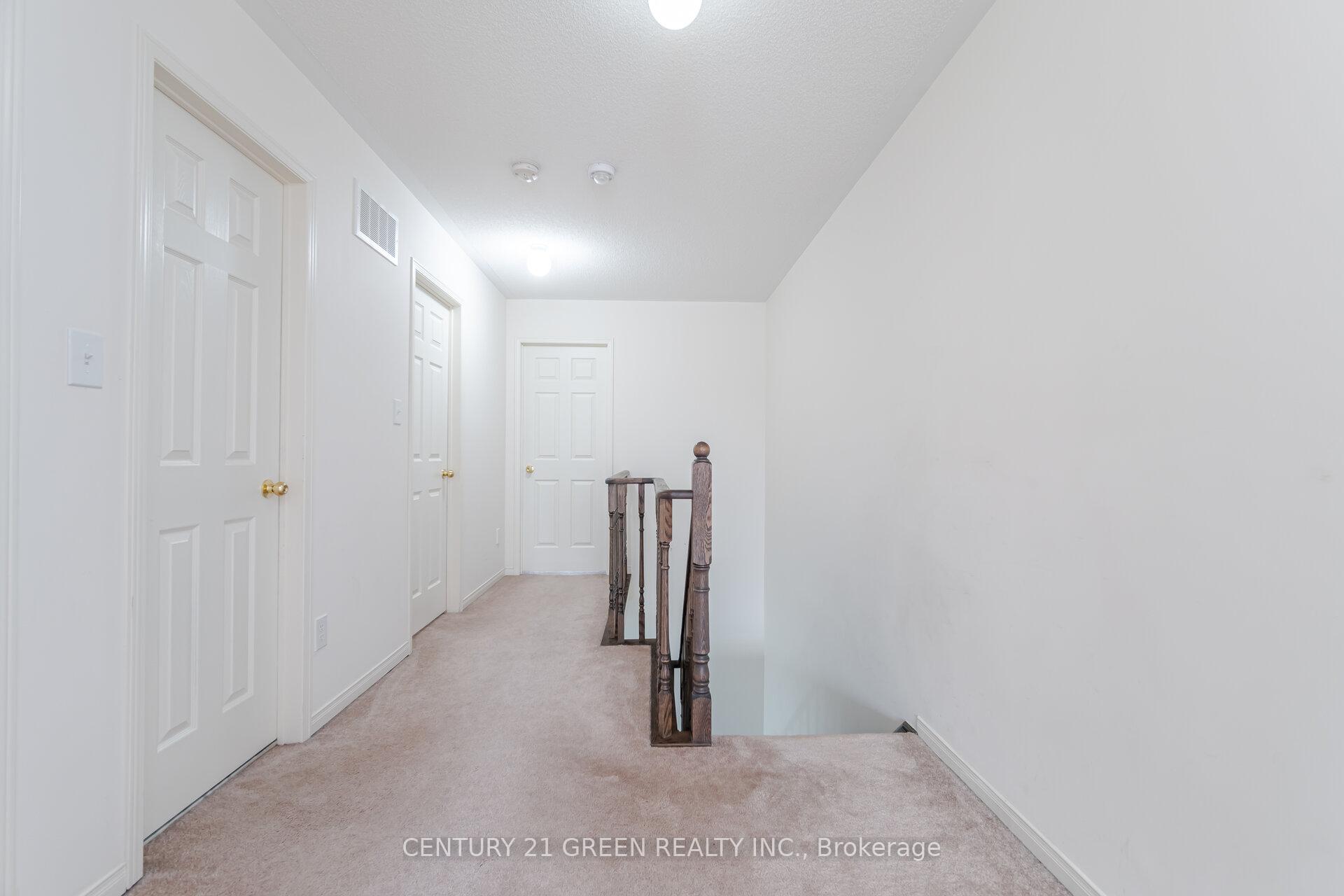 Photo 19 of 120 Cookview Drive, Brampton, Sandringham-Wellington — HOMEH