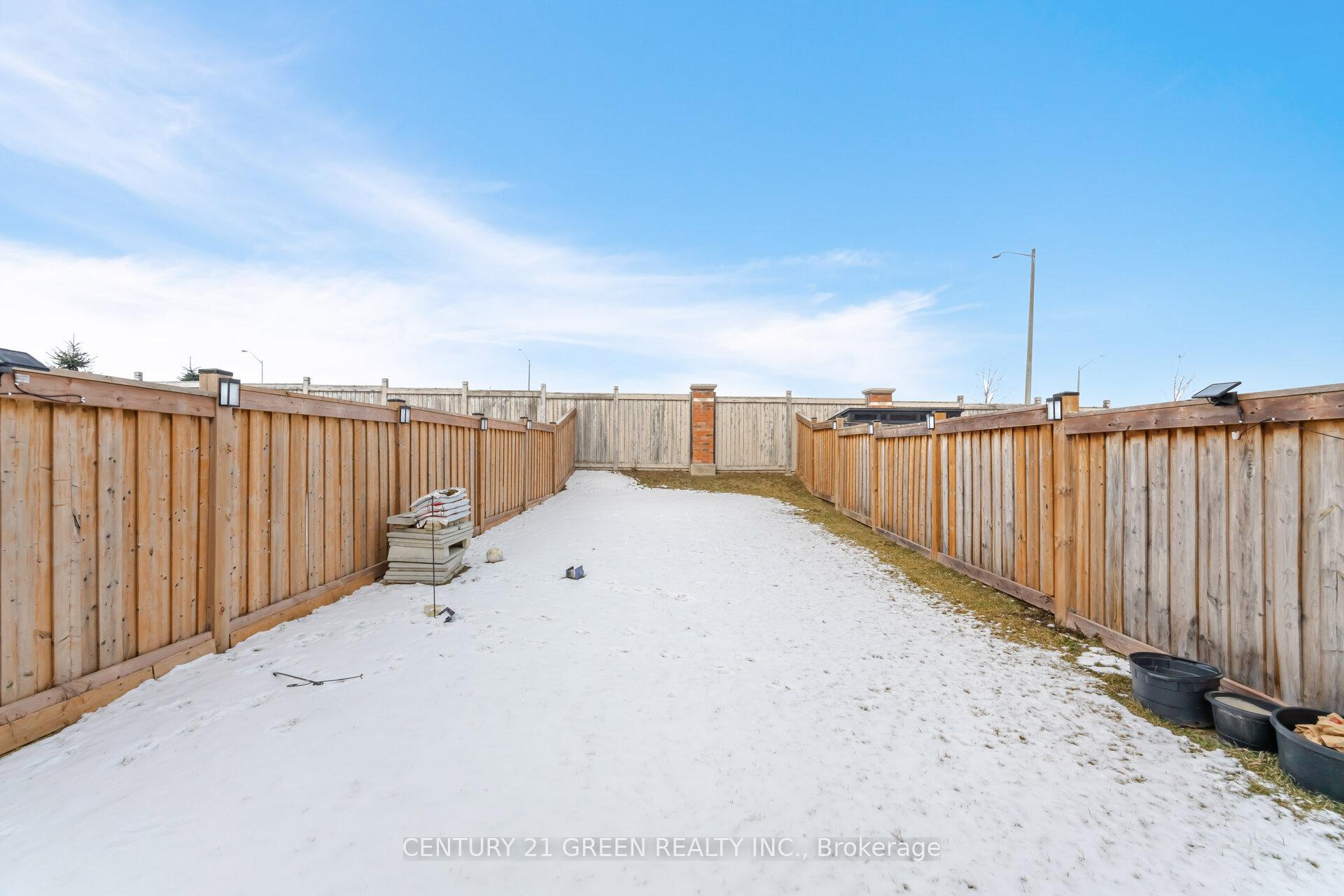 Photo 39 of 120 Cookview Drive, Brampton, Sandringham-Wellington — HOMEH