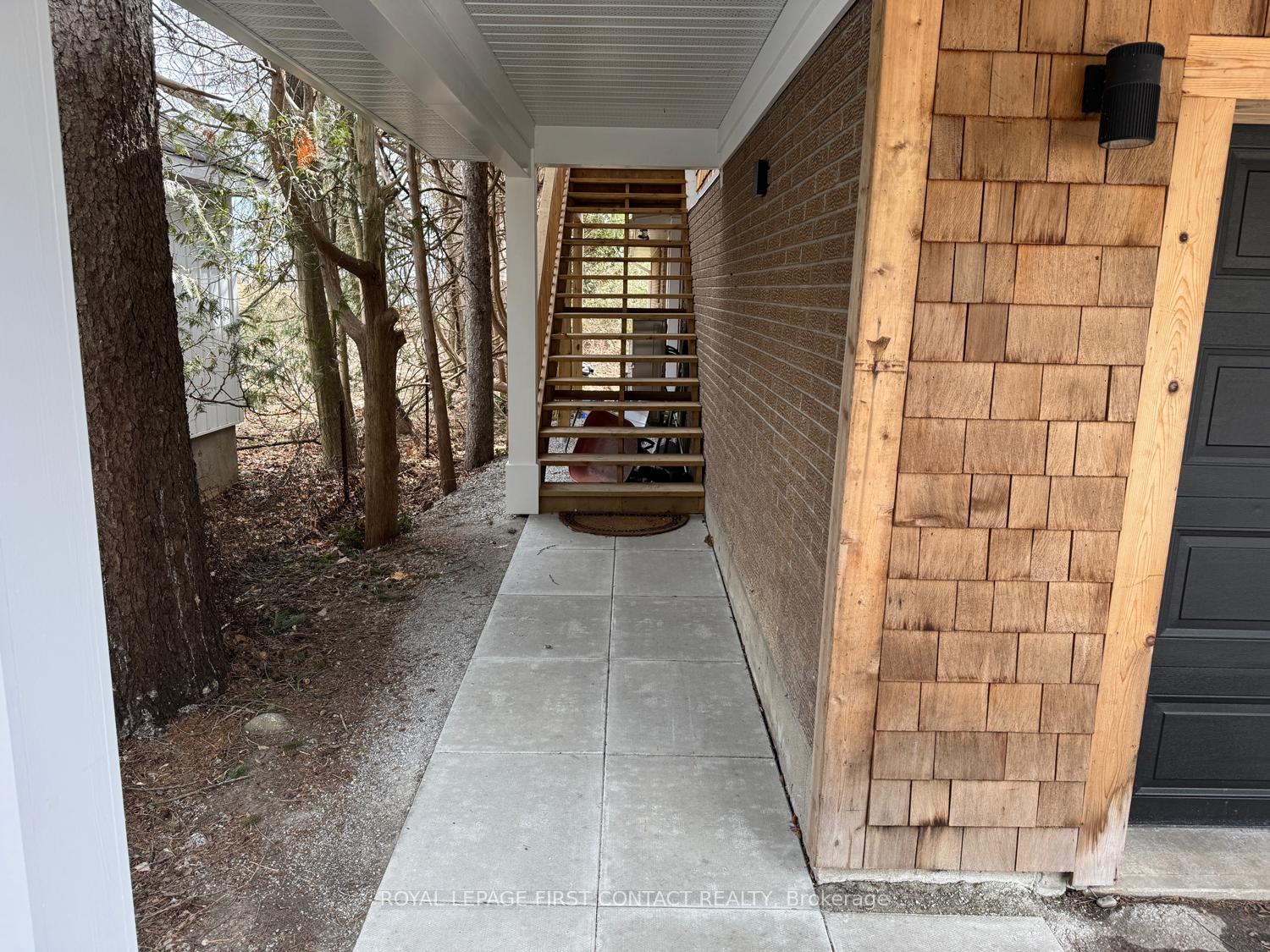 Photo 4 of 117 Collingwood Street, Barrie, Codrington — HOMEH