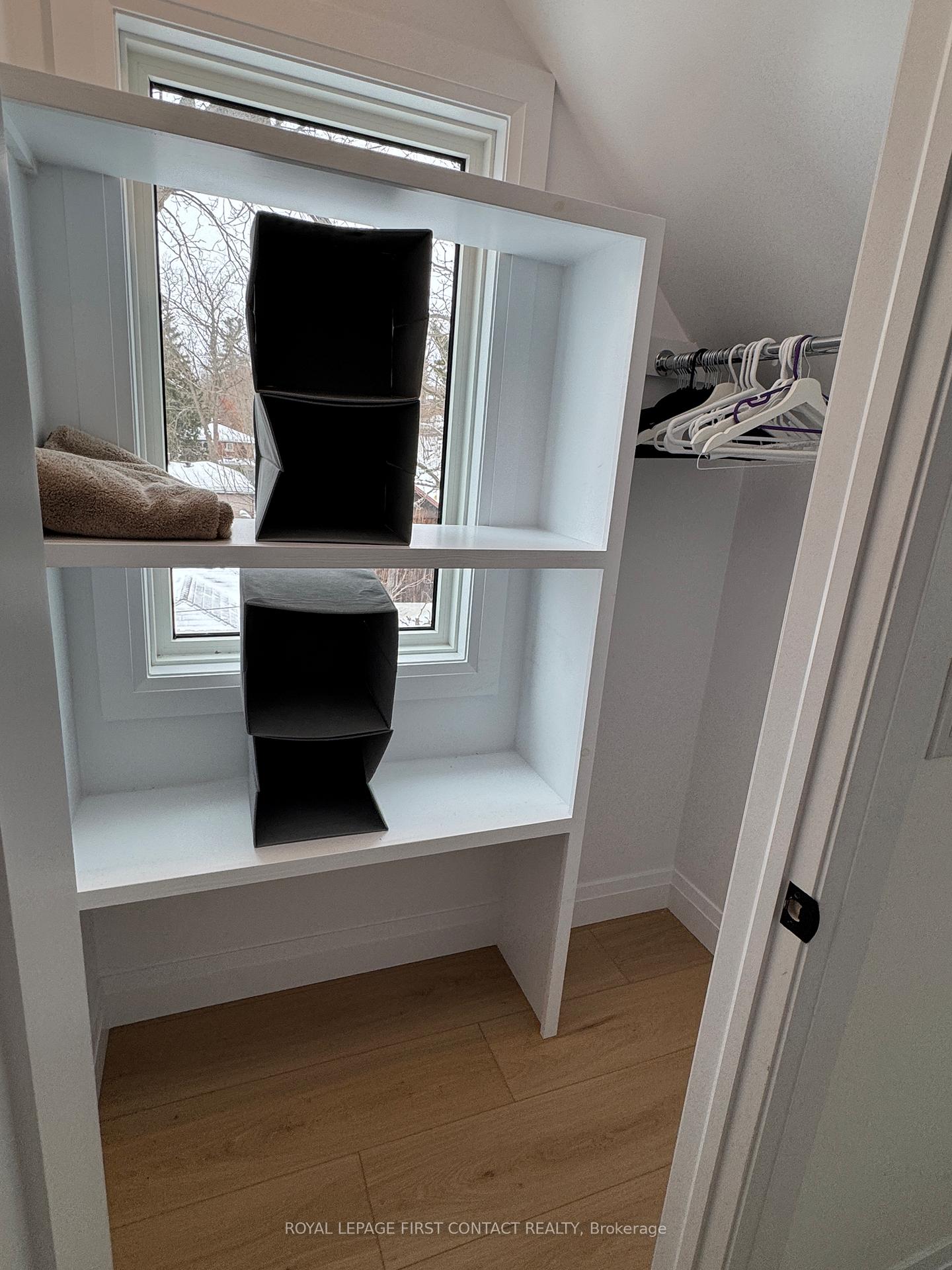 Photo 29 of 117 Collingwood Street, Barrie, Codrington — HOMEH