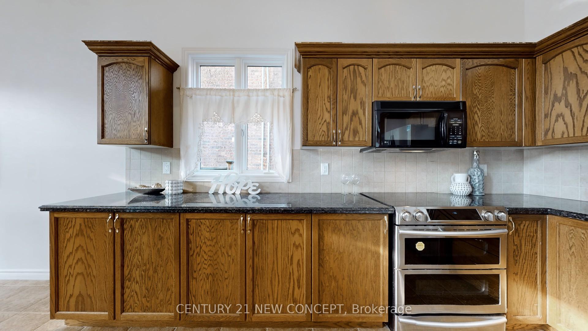 Photo 13 of 51 Tranquility Avenue, Hamilton, Ancaster — HOMEH