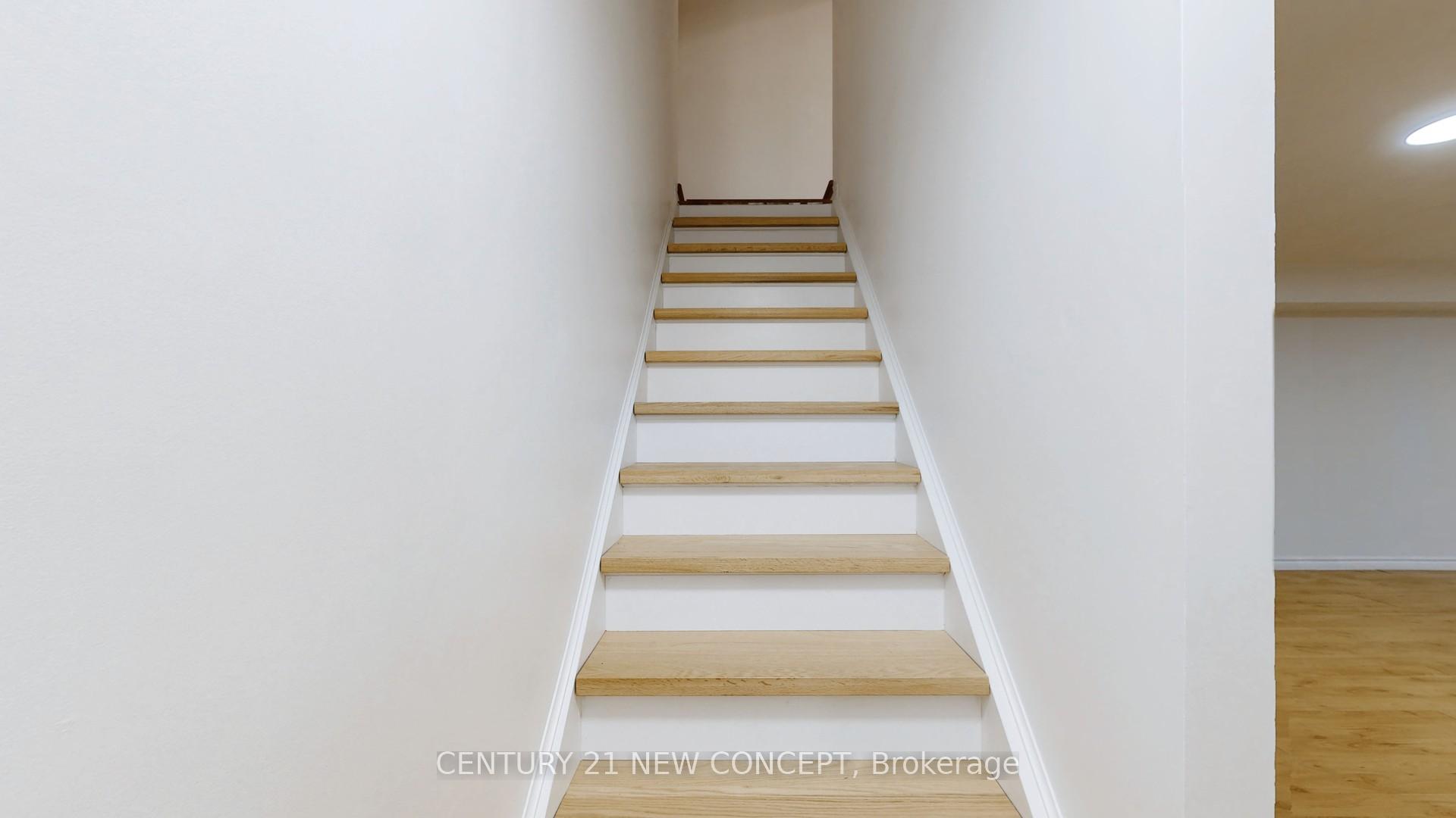 Photo 31 of 51 Tranquility Avenue, Hamilton, Ancaster — HOMEH