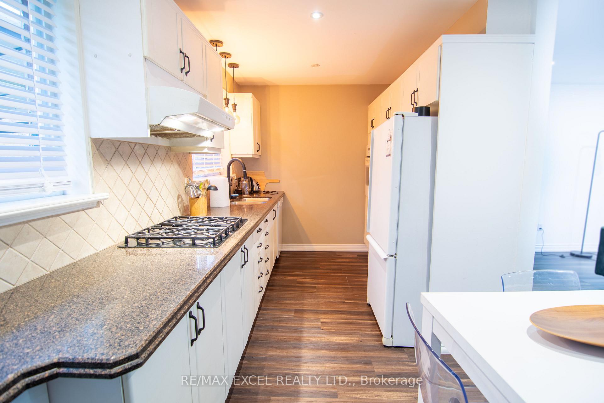 Photo 29 of 56 Farmington Drive, Brampton, Brampton East — HOMEH