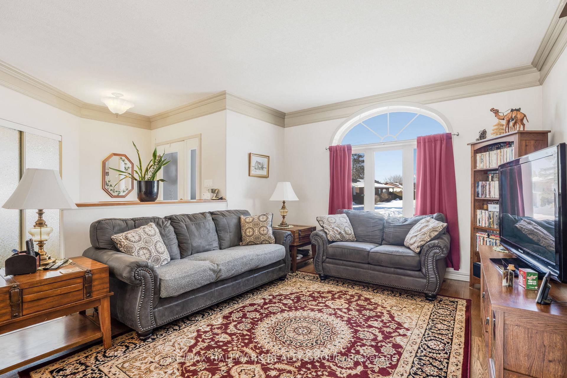 Photo 7 of 863 Victoria Street, Champlain, L'Orignal — HOMEH