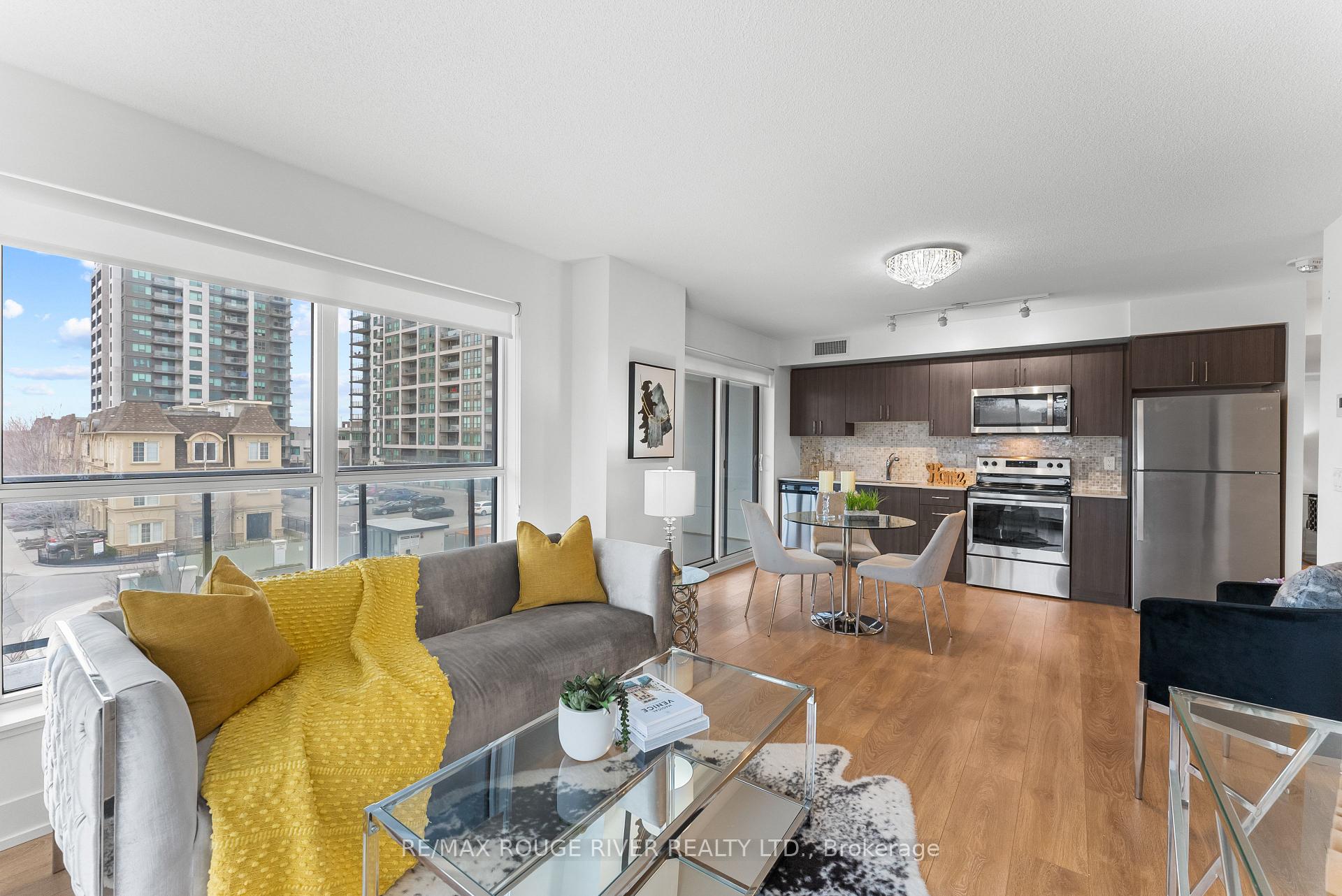 Front of Unit 307, 1255 Bayly Street