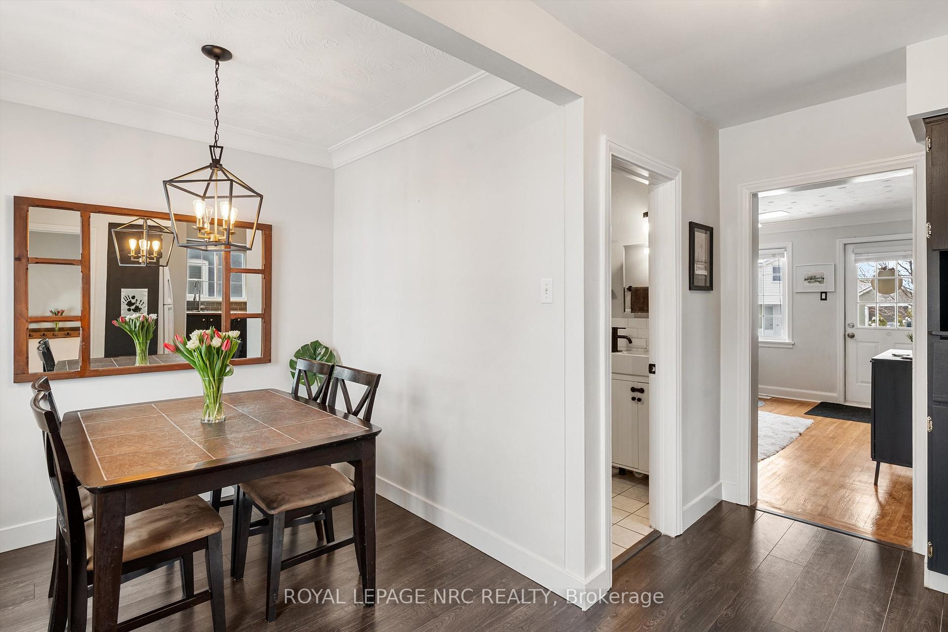 Photo 11 of 31 Garnet Street, St. Catharines, Facer — HOMEH