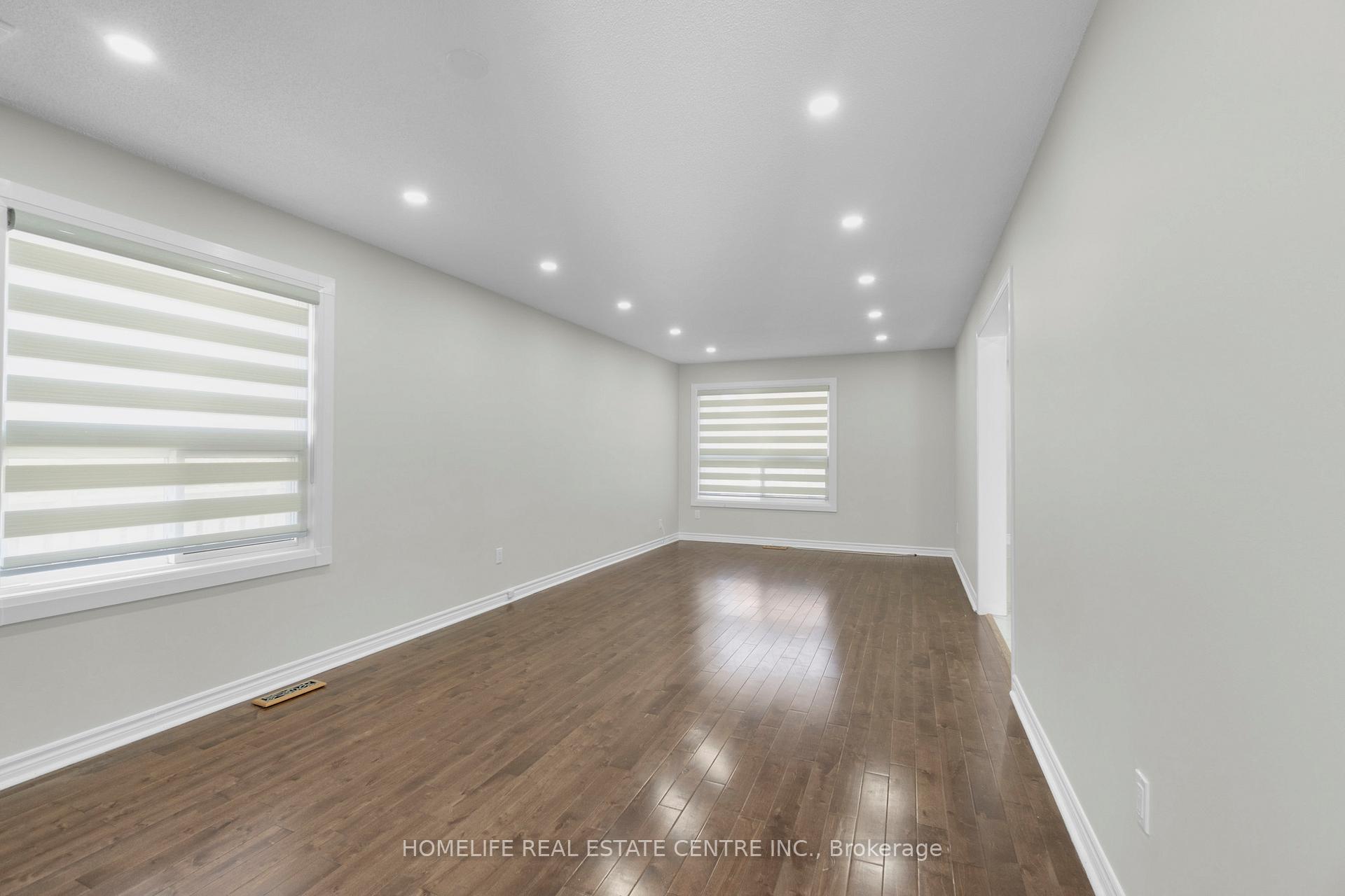Photo 8 of 28 Donna Drive, Brampton, Heart Lake West — HOMEH