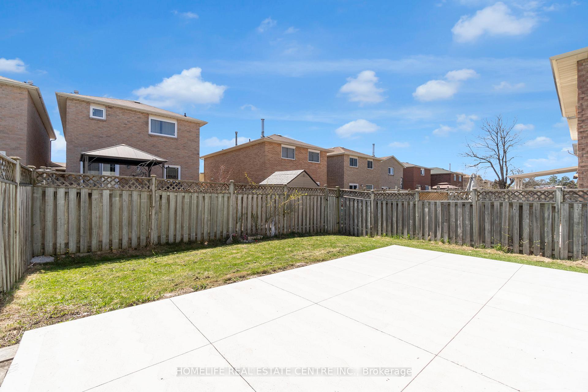 Photo 45 of 28 Donna Drive, Brampton, Heart Lake West — HOMEH