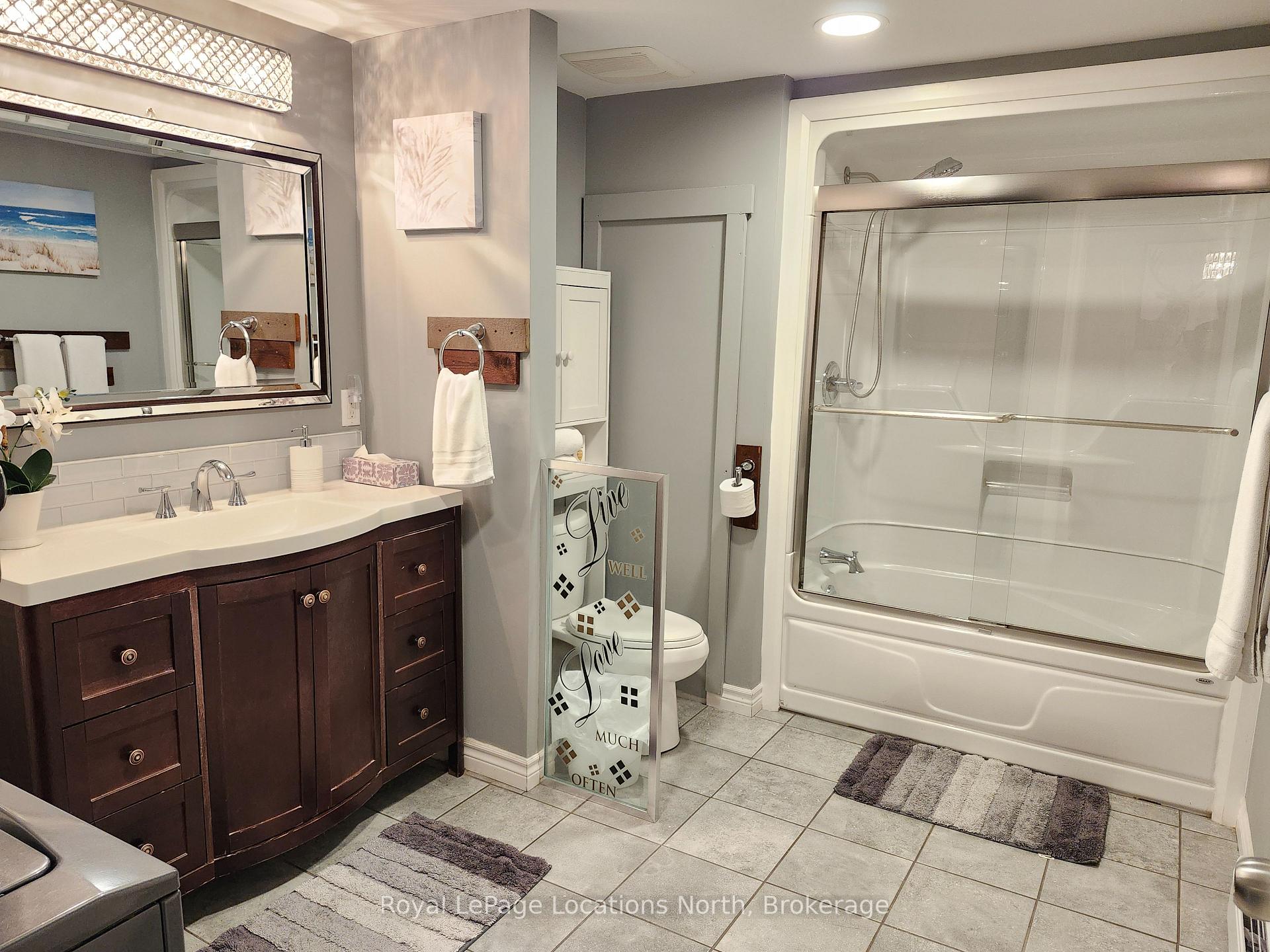 Photo 14 of Unit 718, 11 Dawson Drive, Collingwood — HOMEH