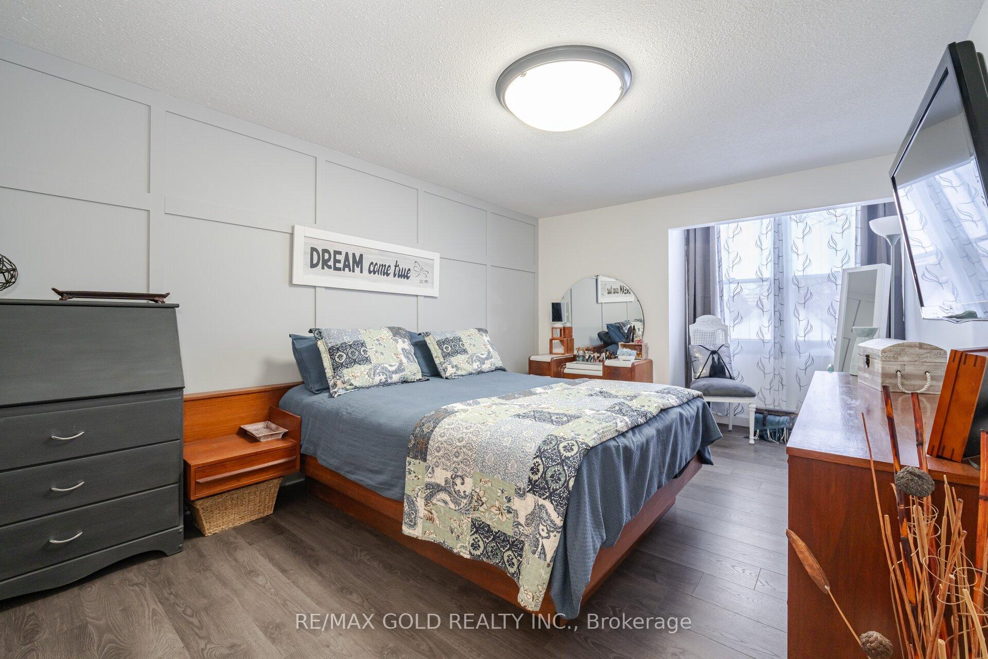 Photo 21 of 117 Beech Street, Brampton, Brampton North — HOMEH