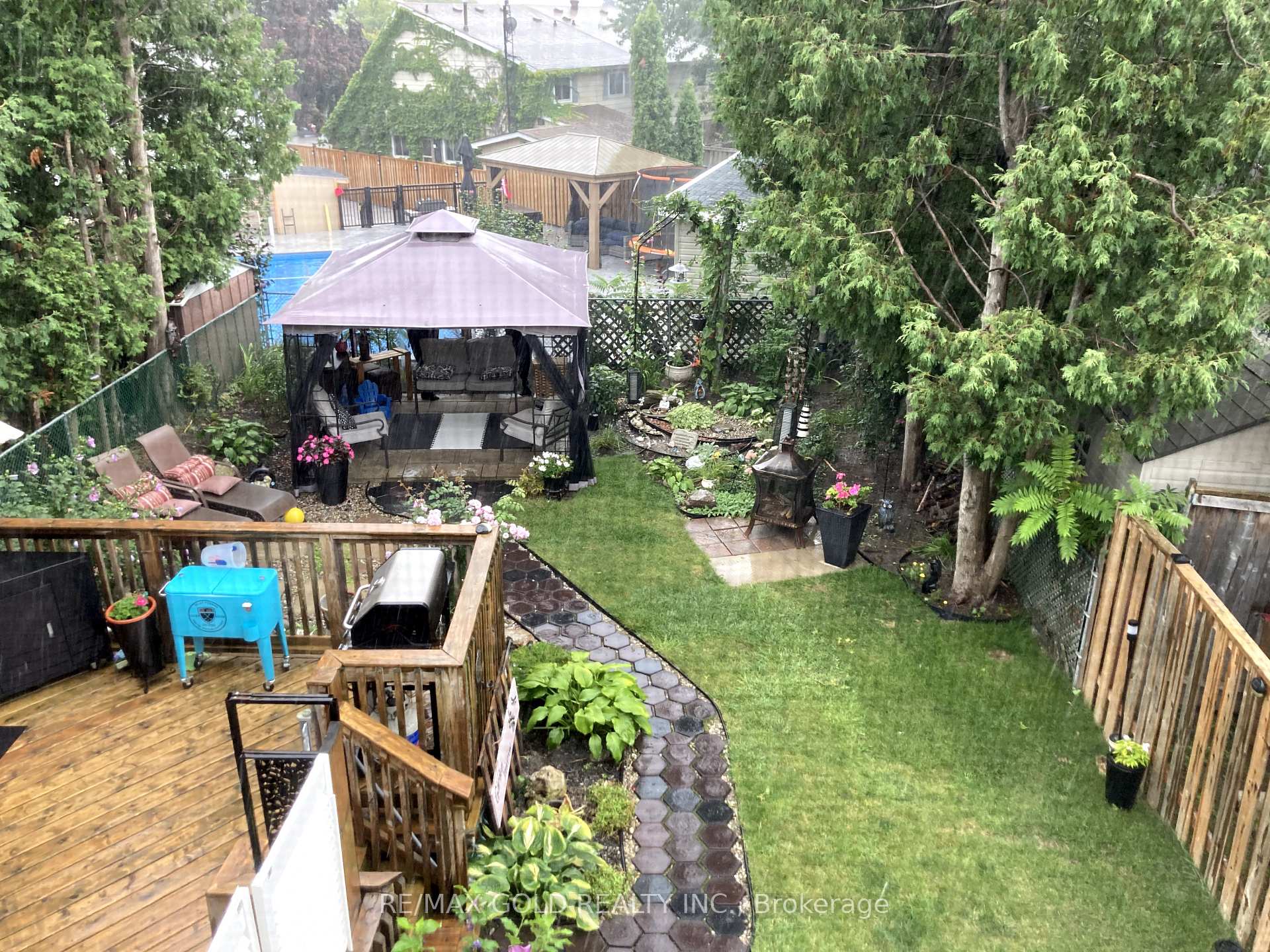 Photo 79 of 117 Beech Street, Brampton, Brampton North — HOMEH