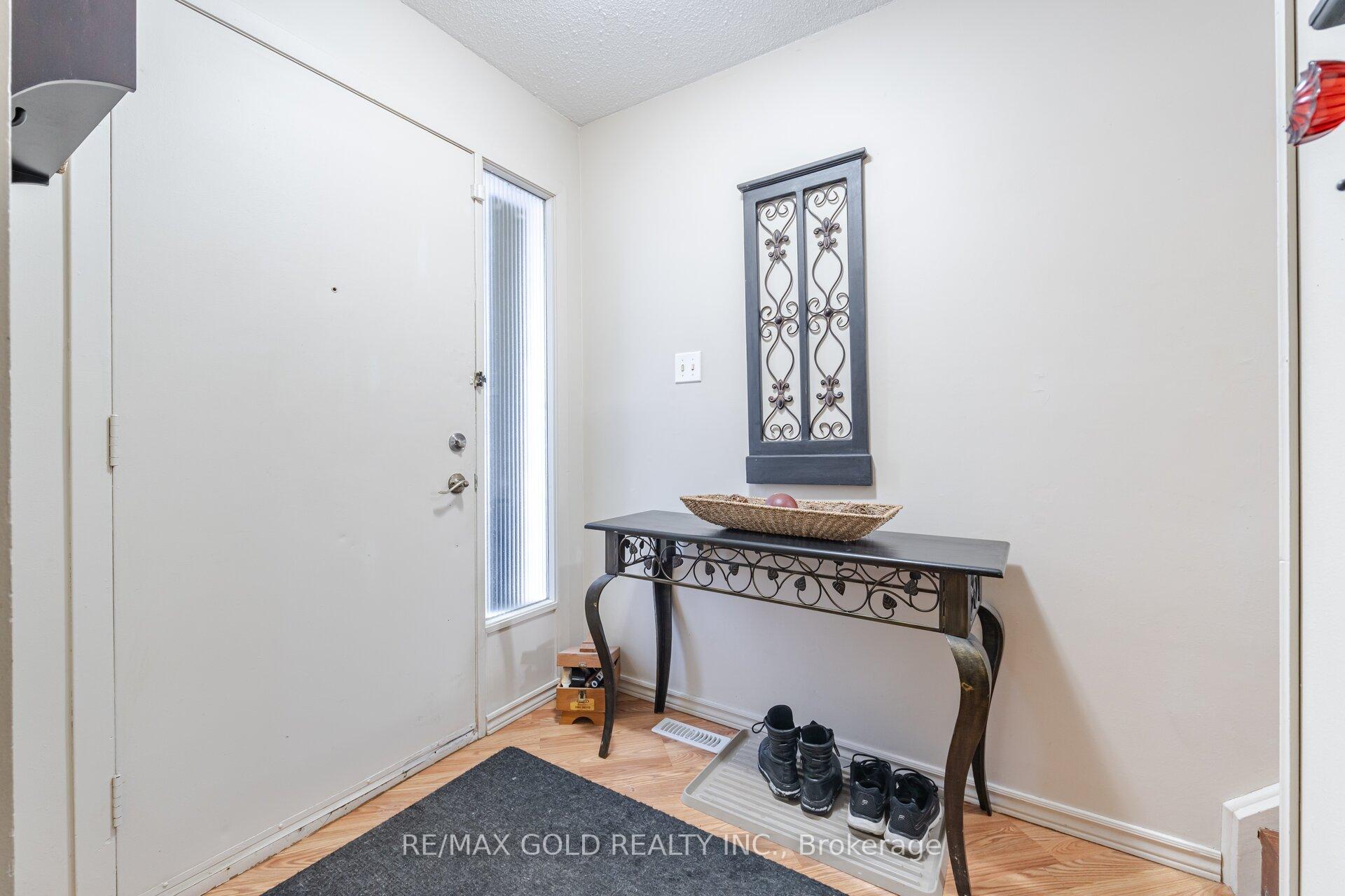 Photo 24 of 117 Beech Street, Brampton, Brampton North — HOMEH
