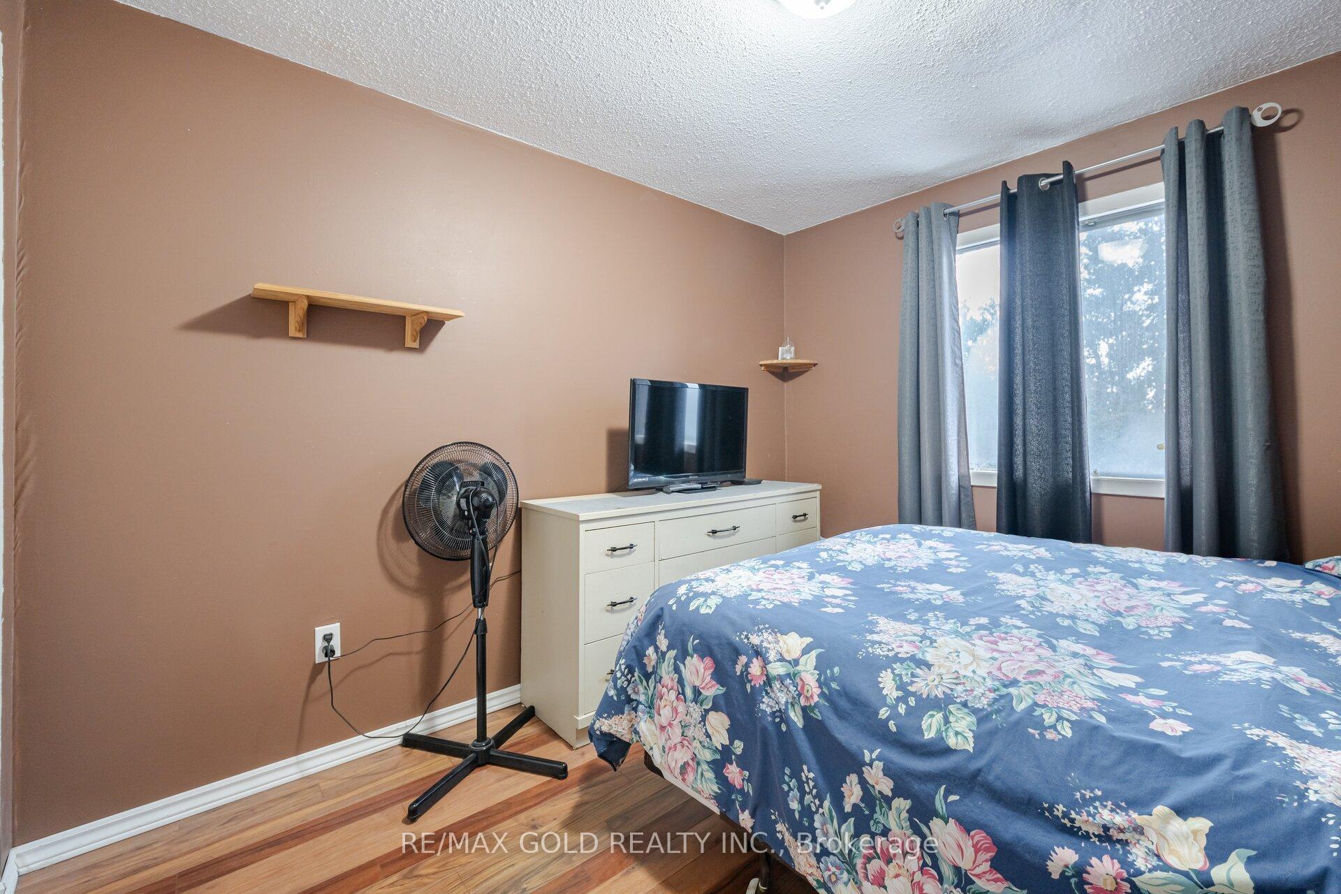 Photo 42 of 117 Beech Street, Brampton, Brampton North — HOMEH