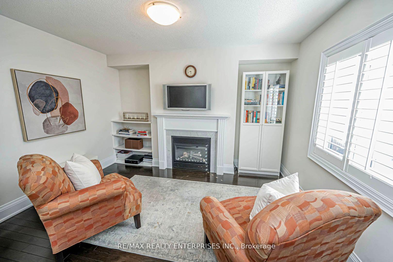 Photo 15 of 39 Lampman Crescent, Brampton, Credit Valley — HOMEH