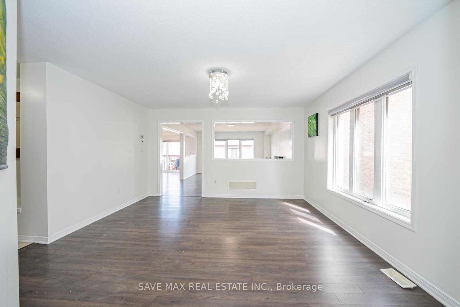 Photo 9 of 73 West Glen Avenue, Hamilton, Stoney Creek Mountain — HOMEH
