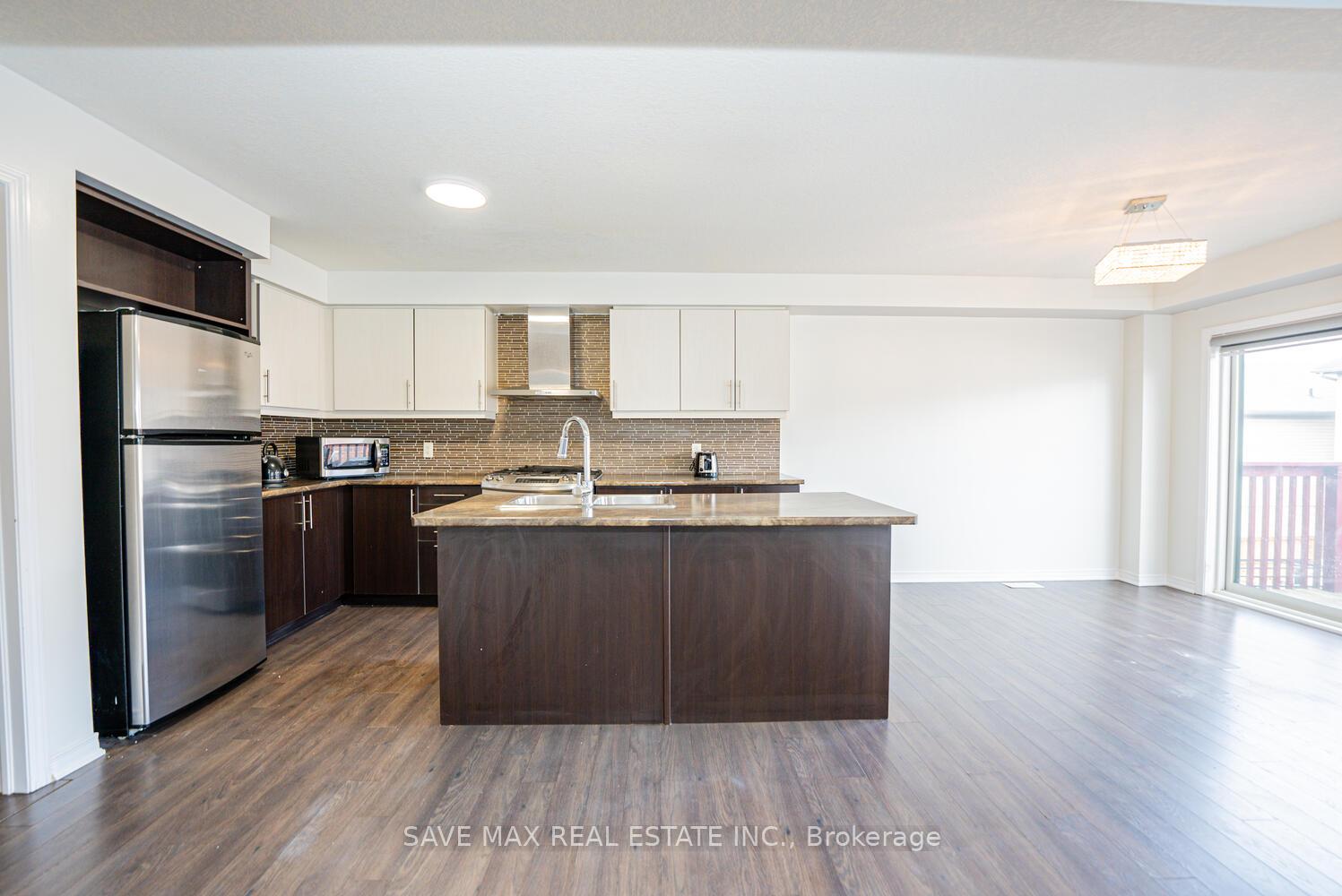 Photo 14 of 73 West Glen Avenue, Hamilton, Stoney Creek Mountain — HOMEH