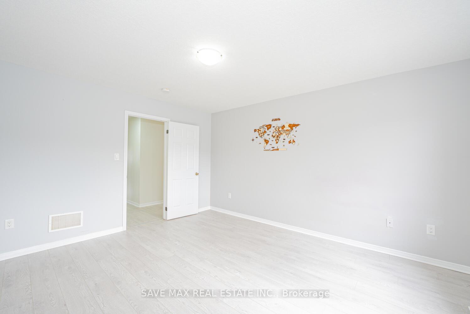 Photo 31 of 73 West Glen Avenue, Hamilton, Stoney Creek Mountain — HOMEH