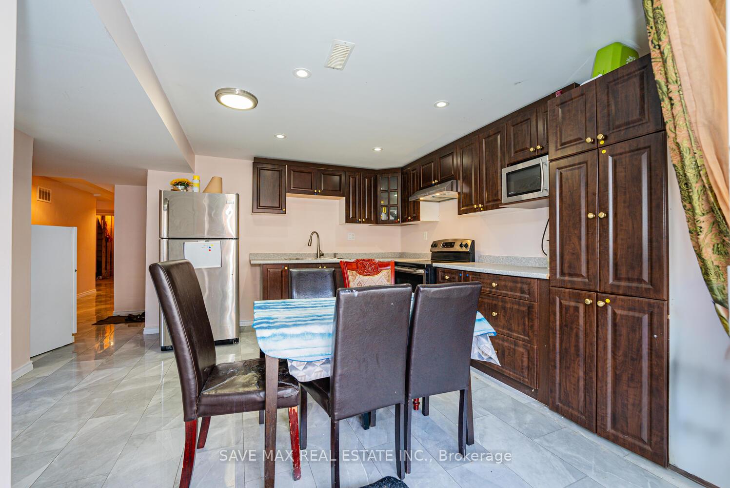 Photo 37 of 73 West Glen Avenue, Hamilton, Stoney Creek Mountain — HOMEH