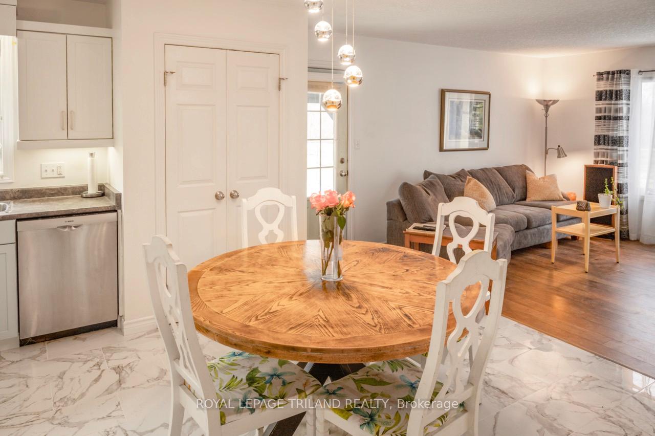 Photo 10 of 68 Meadowvale Drive, St. Thomas — HOMEH