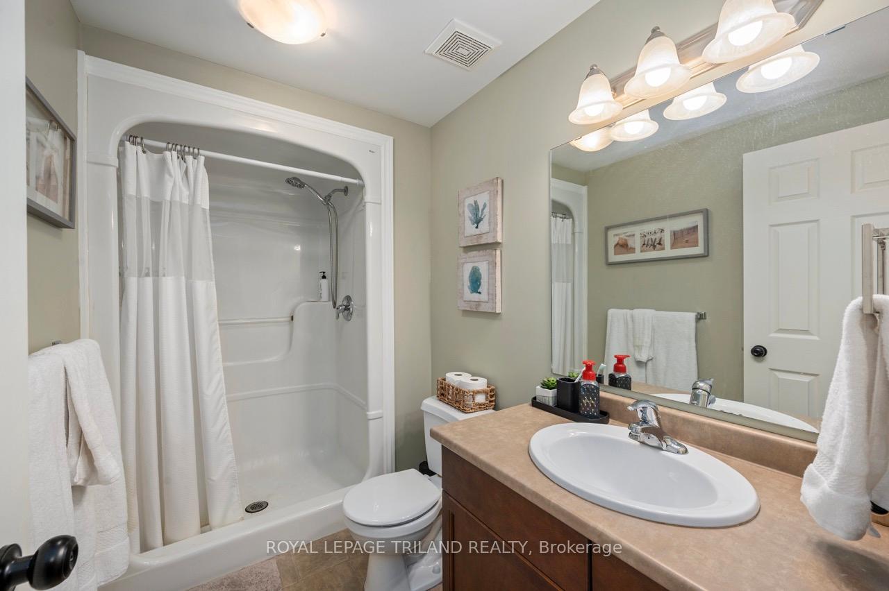 Photo 27 of 68 Meadowvale Drive, St. Thomas — HOMEH