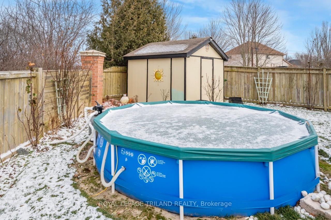 Photo 32 of 68 Meadowvale Drive, St. Thomas — HOMEH