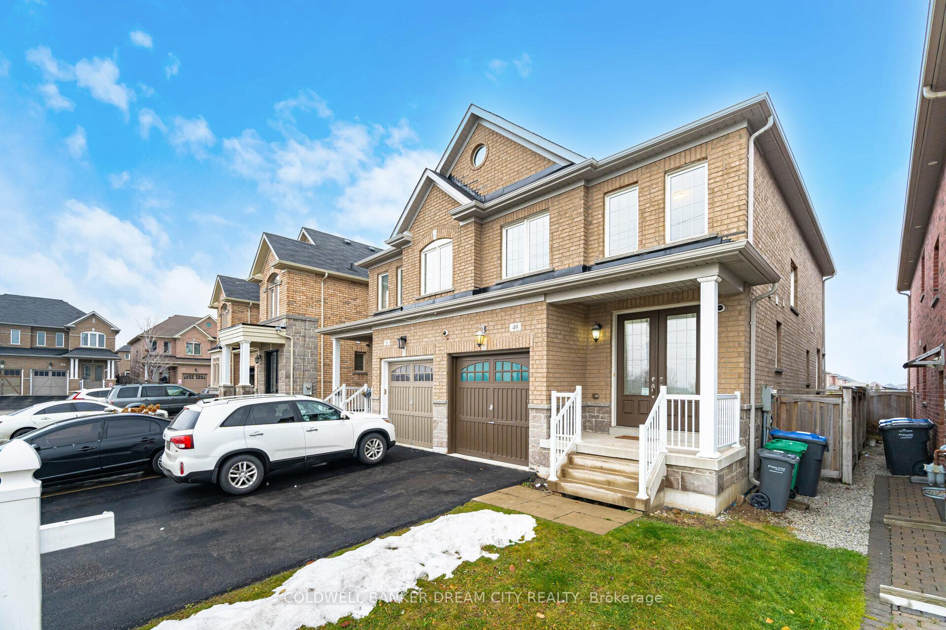 Photo 2 of 49 Campwood Crescent, Brampton, Bram East — HOMEH