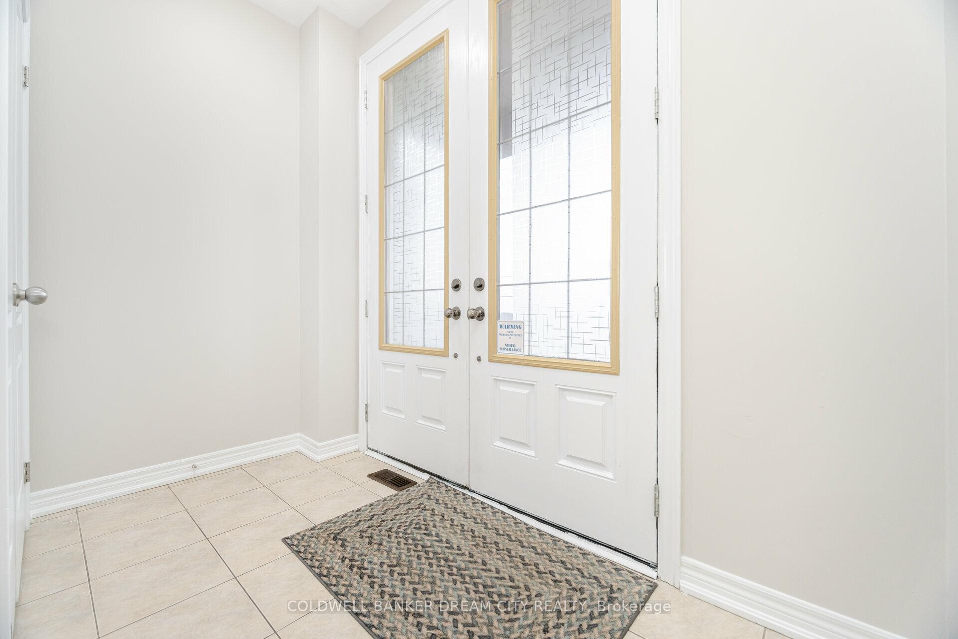 Photo 4 of 49 Campwood Crescent, Brampton, Bram East — HOMEH