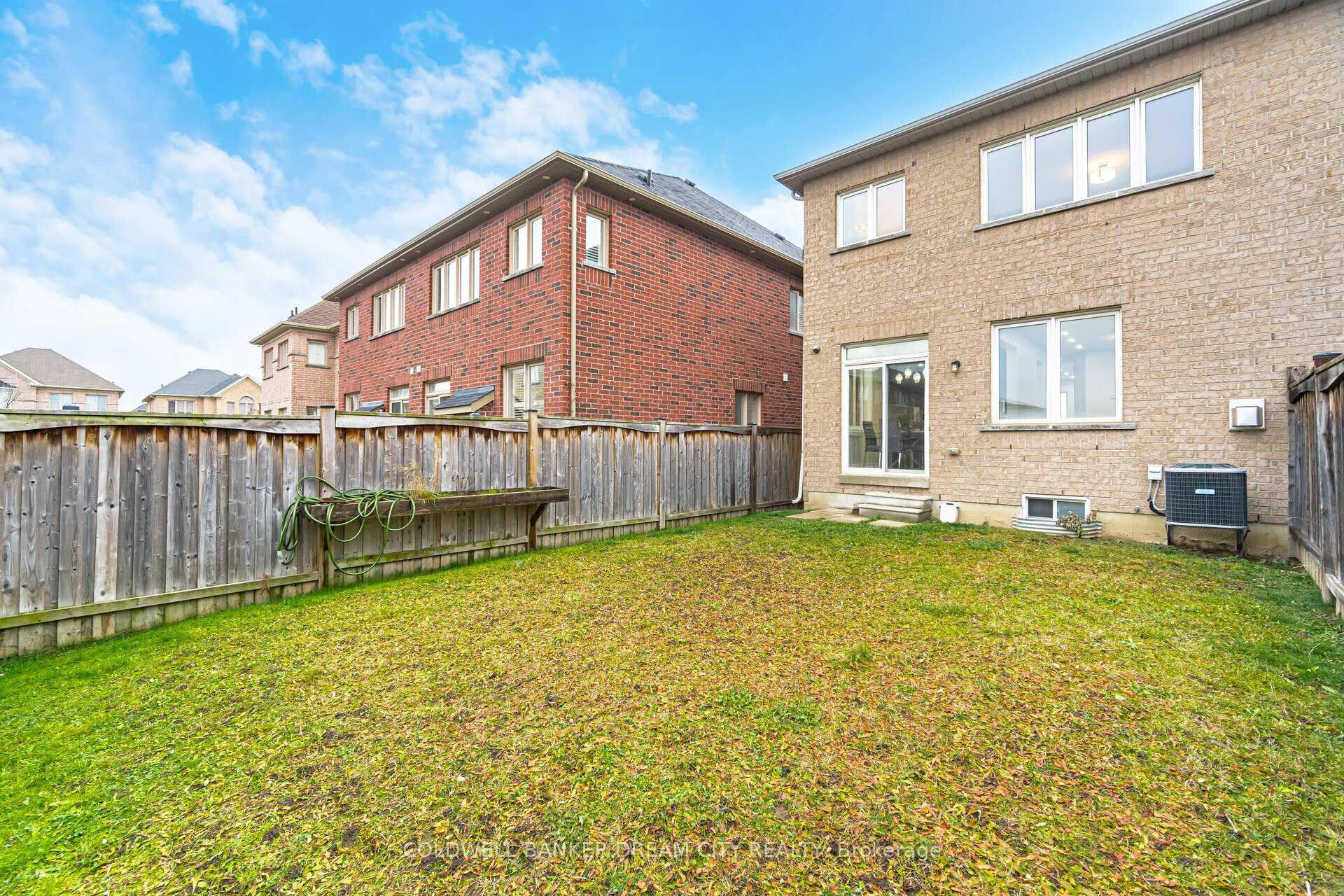 Photo 39 of 49 Campwood Crescent, Brampton, Bram East — HOMEH