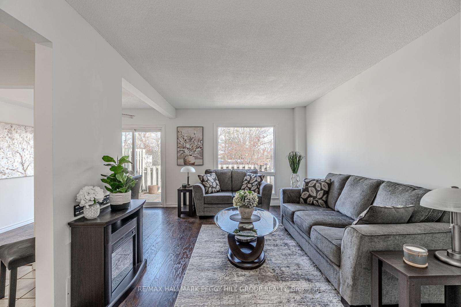 Photo 7 of Unit 1, 52 Adelaide Street, Barrie, Allandale — HOMEH